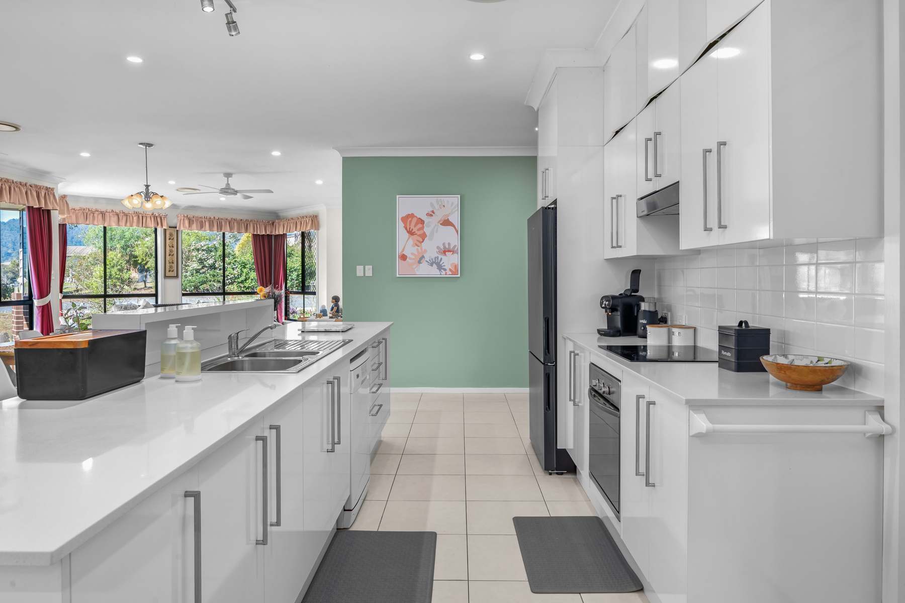 24 Moonlight Circuit, Gloucester For Sale by Farmbuy.com - image 7