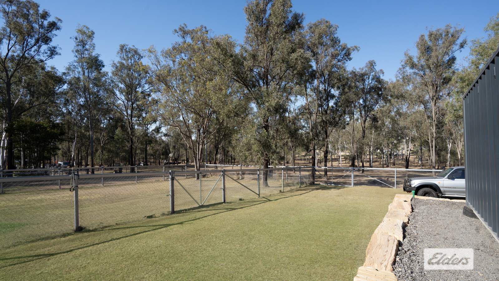 20 Highland Grove, Kensington Grove For Sale by Farmbuy.com - image 16