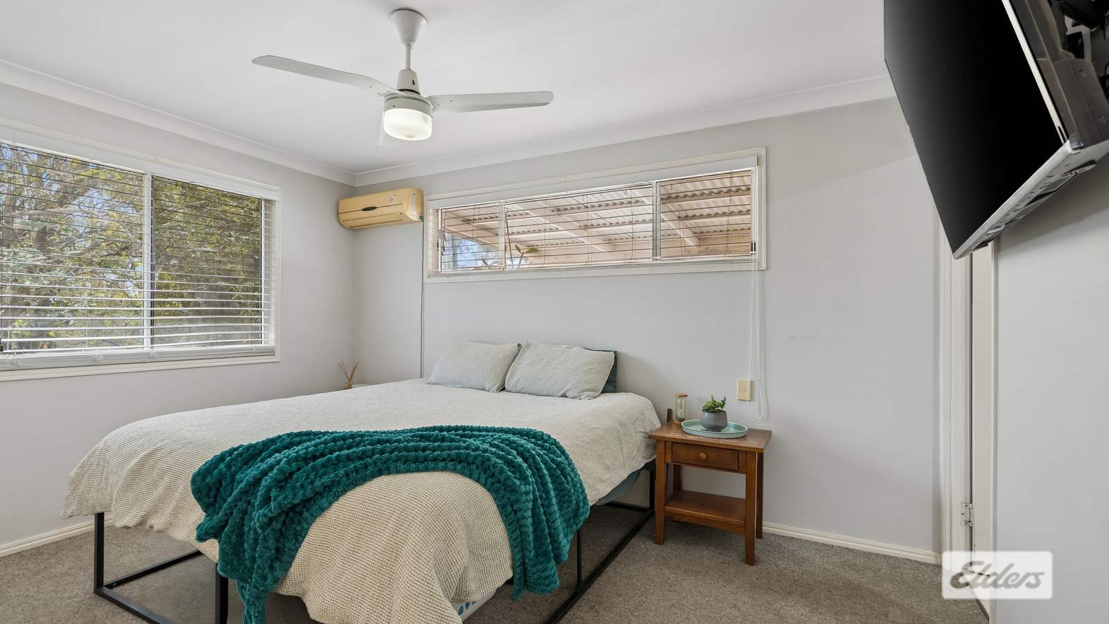 20 Highland Grove, Kensington Grove For Sale by Farmbuy.com - image 9