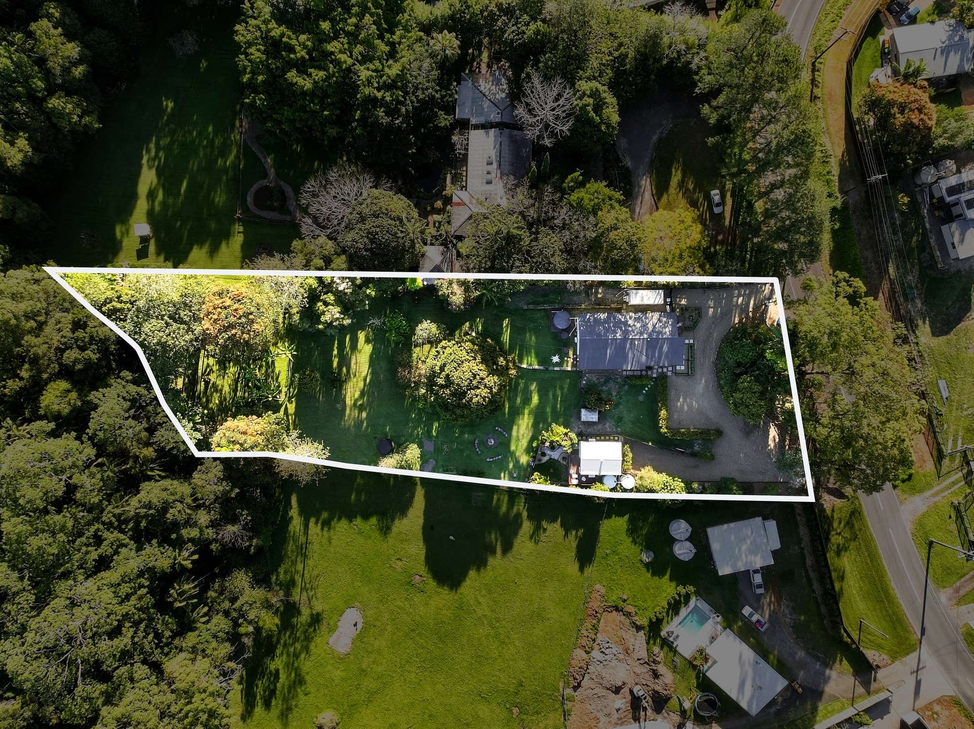 441 Glenview Road, Glenview For Sale by Farmbuy.com - image 2
