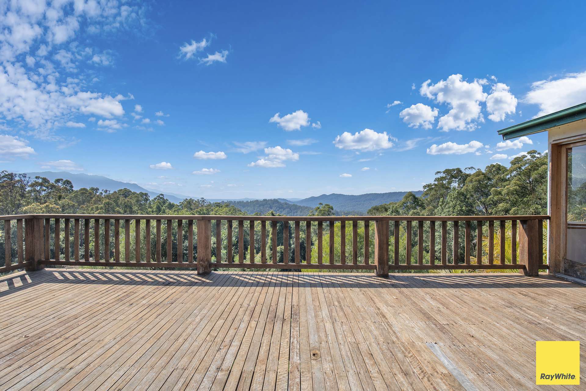 701 Darkwood Road, Thora For Sale by Farmbuy.com - image 1