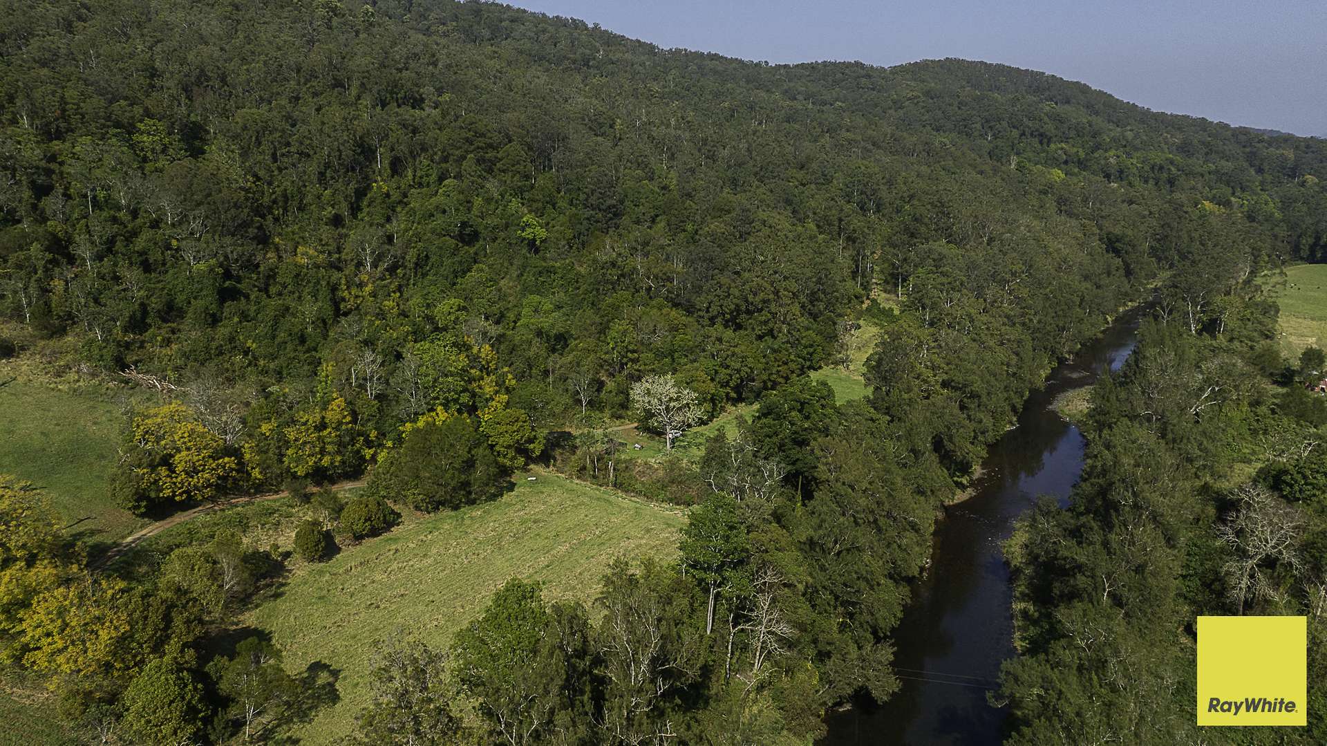 701 Darkwood Road, Thora For Sale by Farmbuy.com - image 2