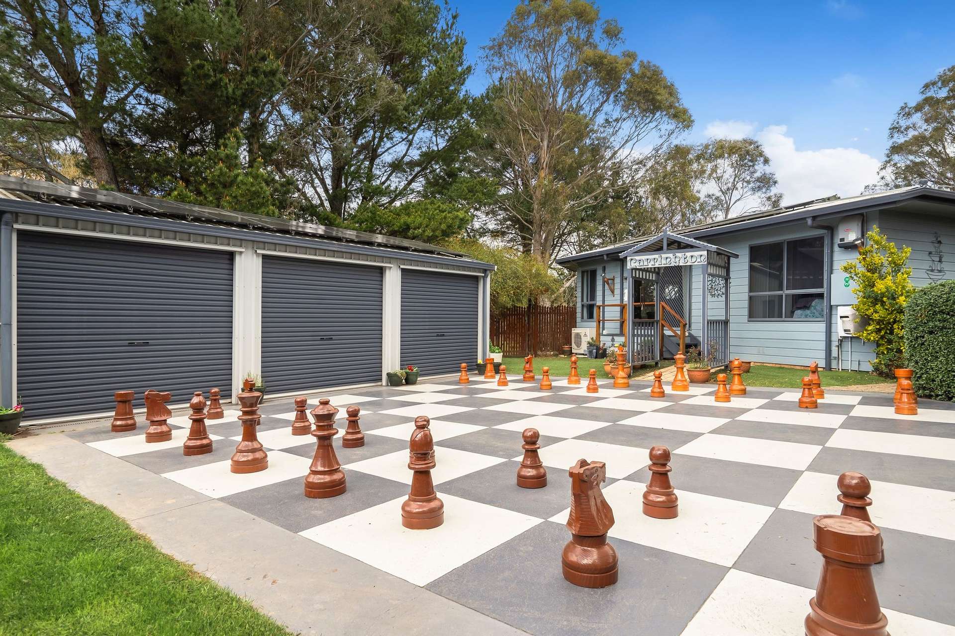 6 Carrington Street, Crookwell For Sale by Farmbuy.com - image 1