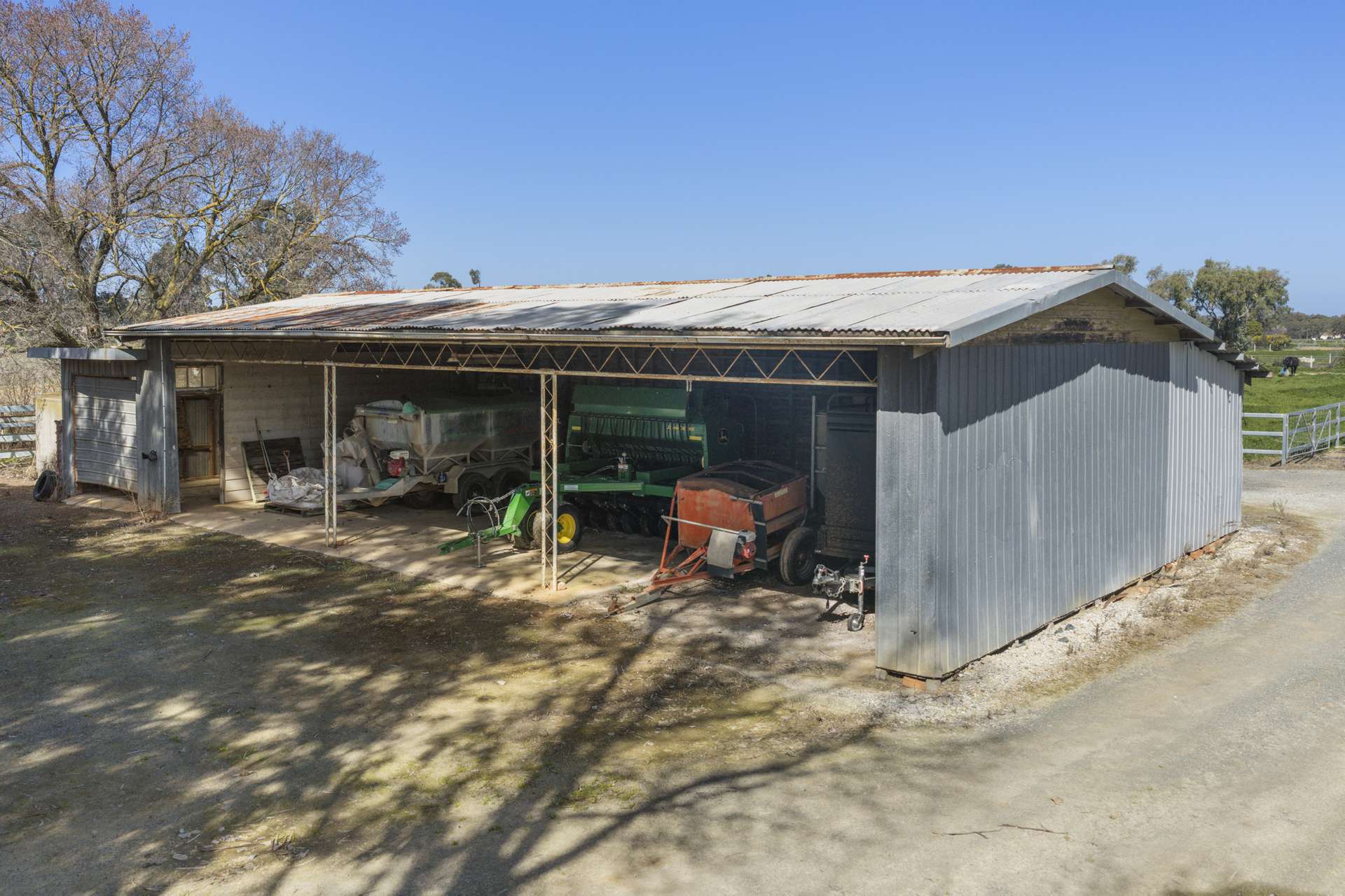 2 Dunstone Rd, Kyabram Auction by Farmbuy.com - image 15