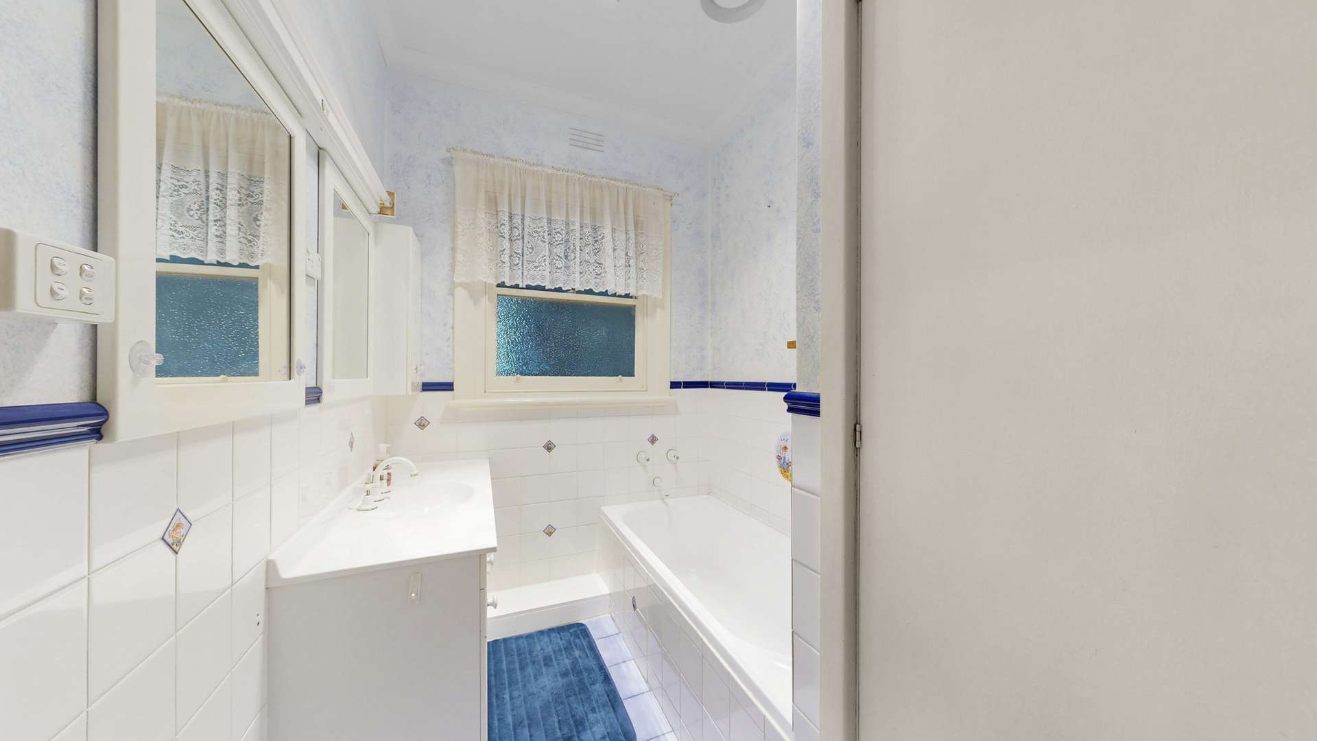 2 Dunstone Rd, Kyabram Auction by Farmbuy.com - image 9