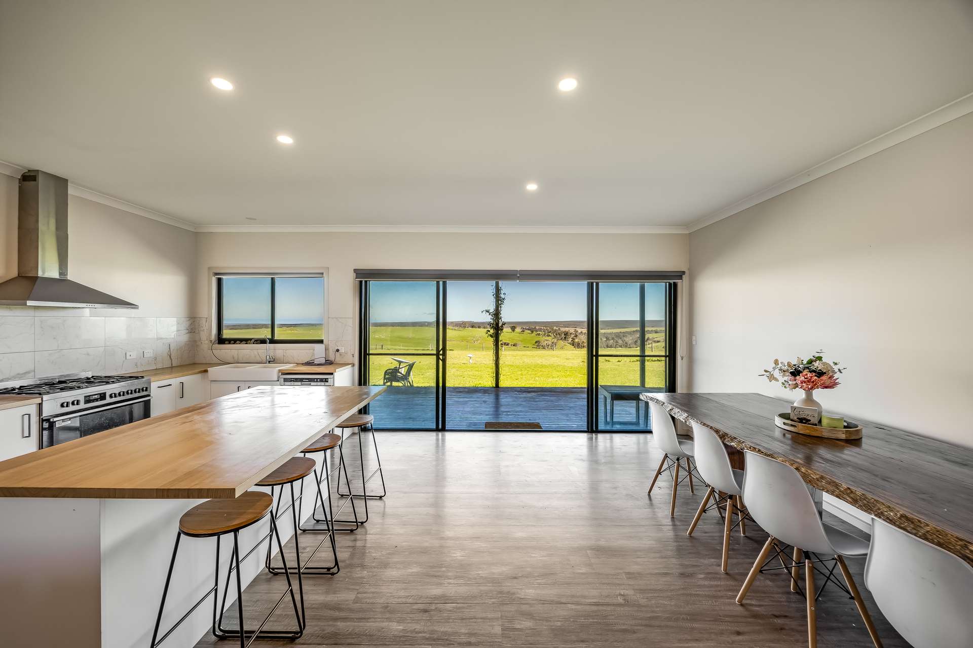 980 Mount Taylor Road, Gosse For Sale by Farmbuy.com - image 2