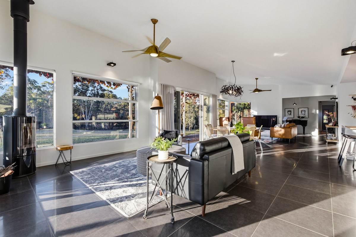 59 Browns Lane, Emu Creek For Sale by Farmbuy.com - image 6