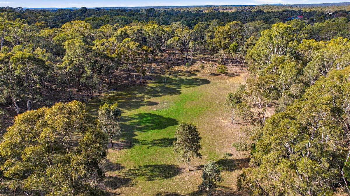 59 Browns Lane, Emu Creek For Sale by Farmbuy.com - image 34