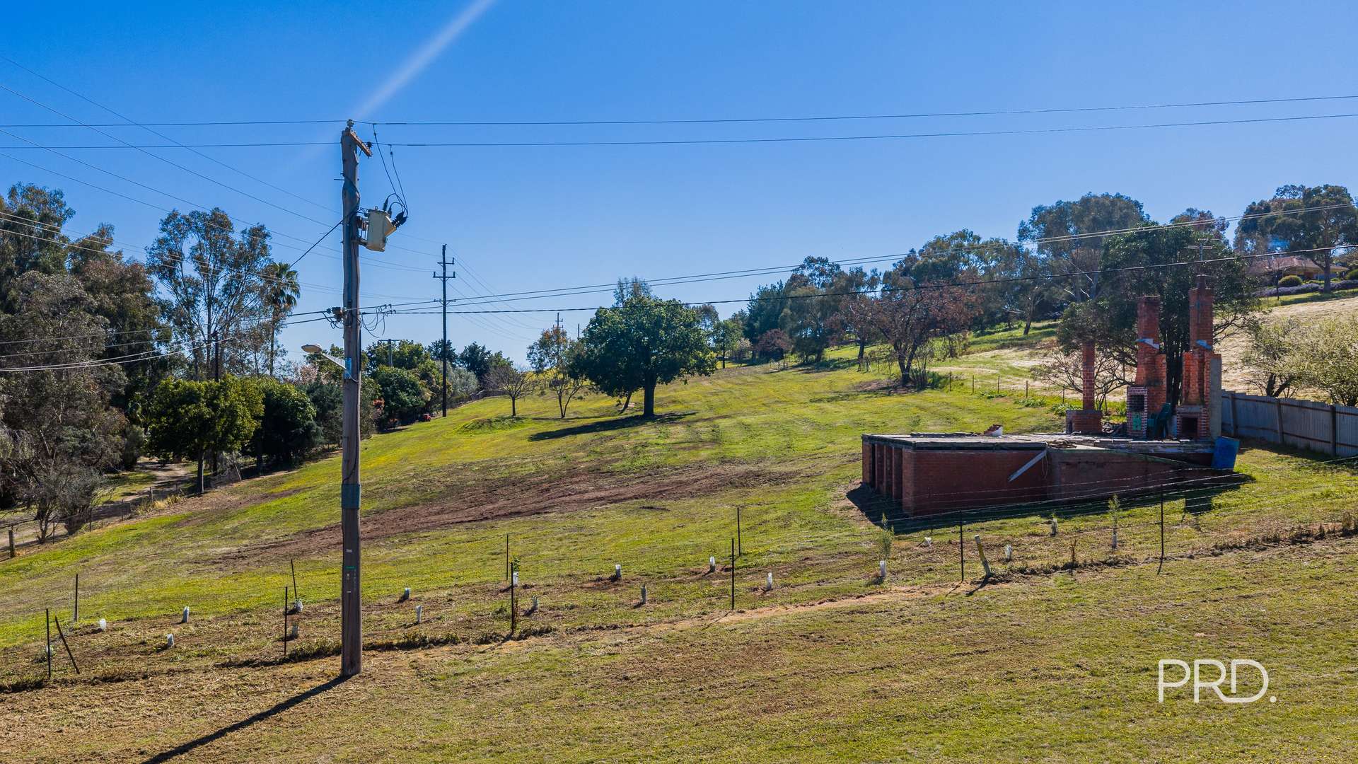 41 Hillary Street, North Wagga Wagga For Sale by Farmbuy.com - image 3