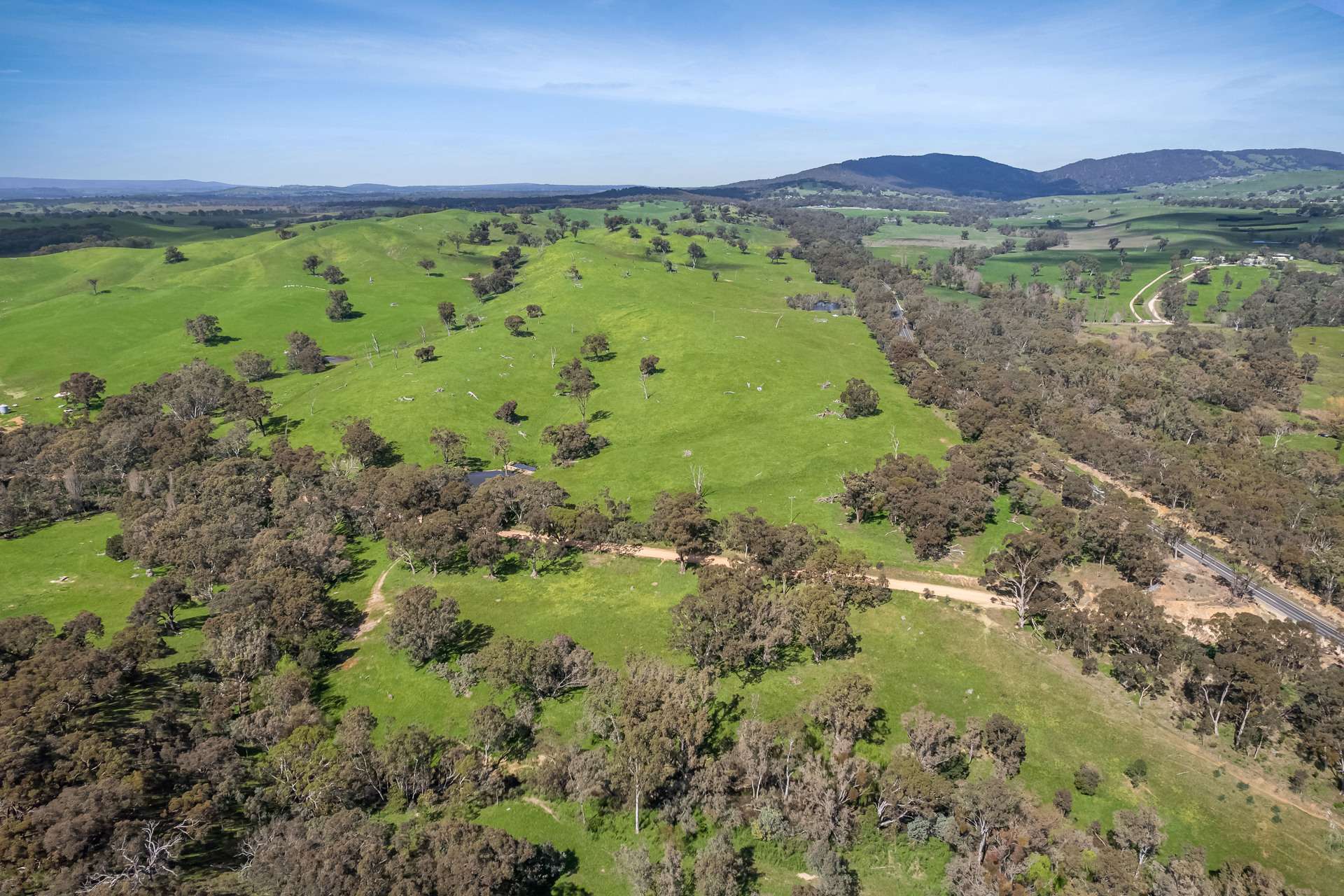 53A & 53K Northern Highway, Pyalong For Sale by Farmbuy.com - image 14