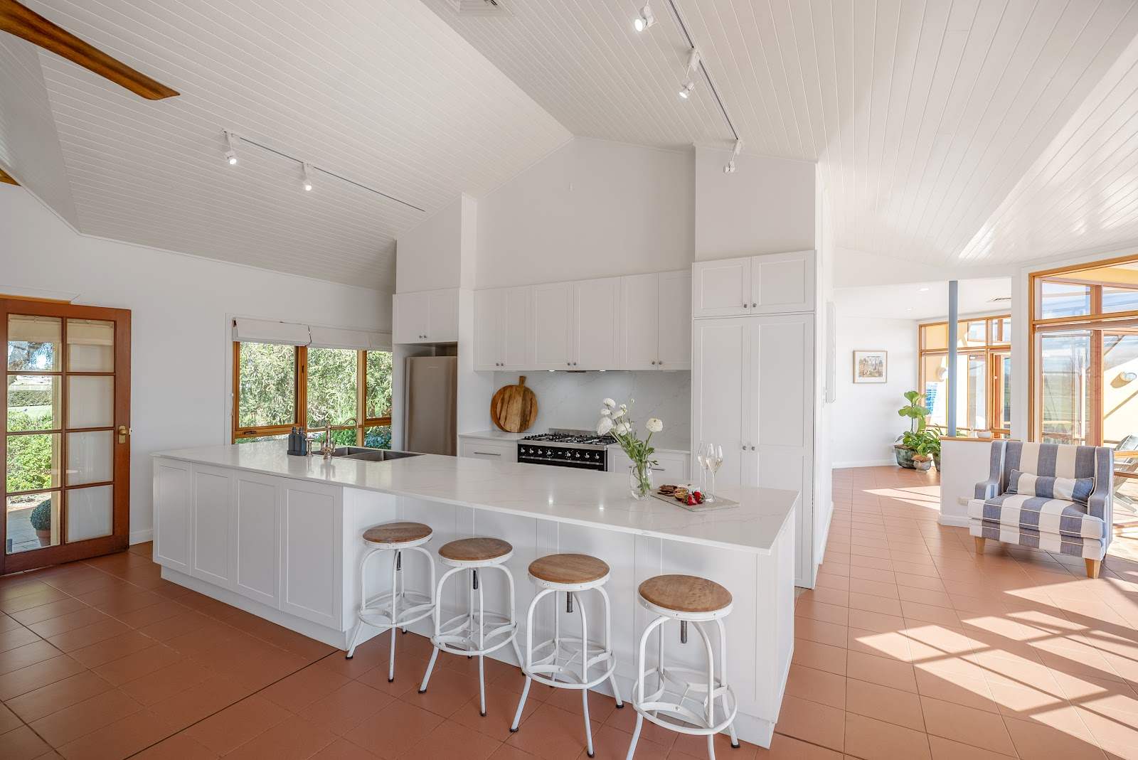 216 Boorga Road, Lake Wyangan For Sale by Farmbuy.com - image 4