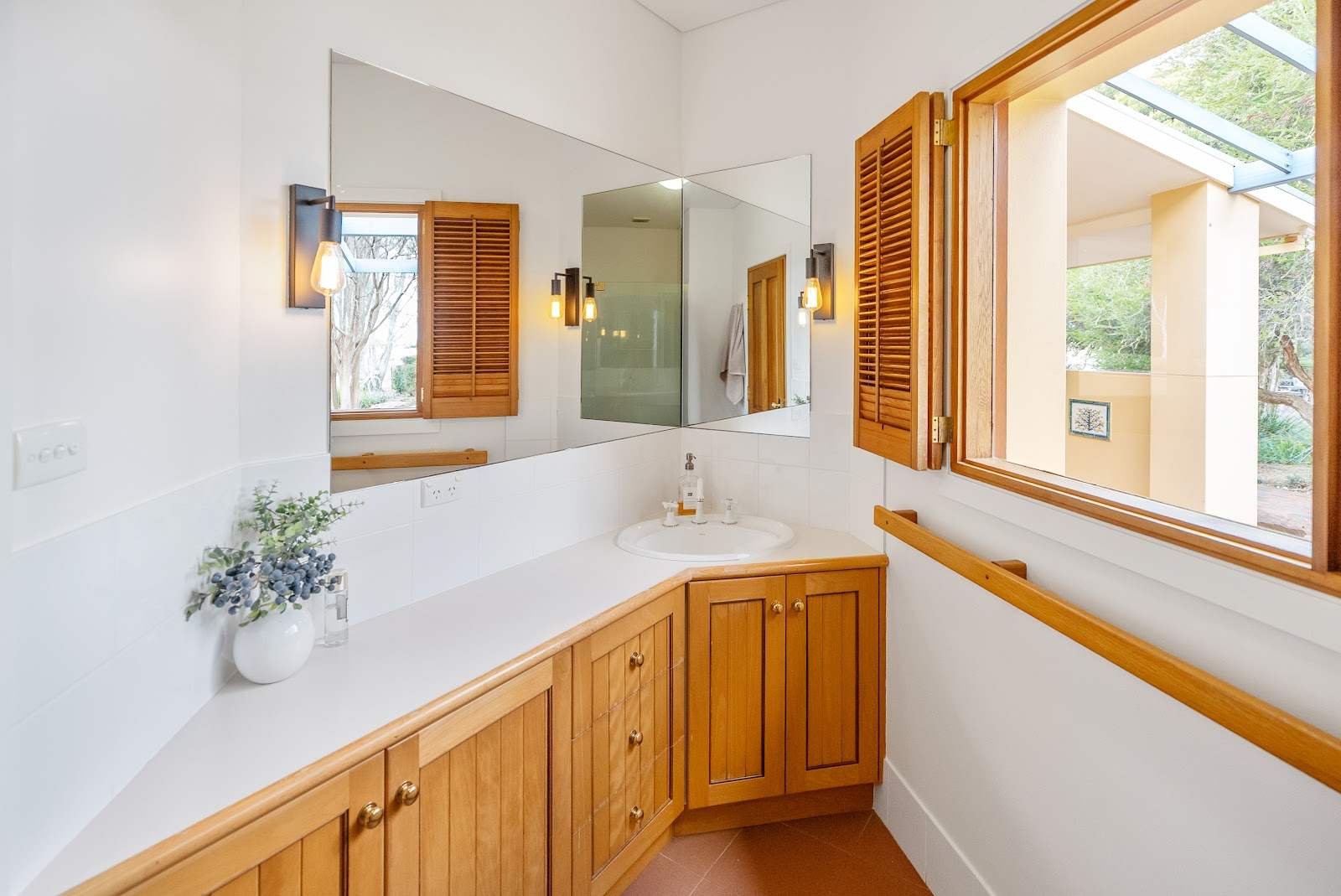 216 Boorga Road, Lake Wyangan For Sale by Farmbuy.com - image 15