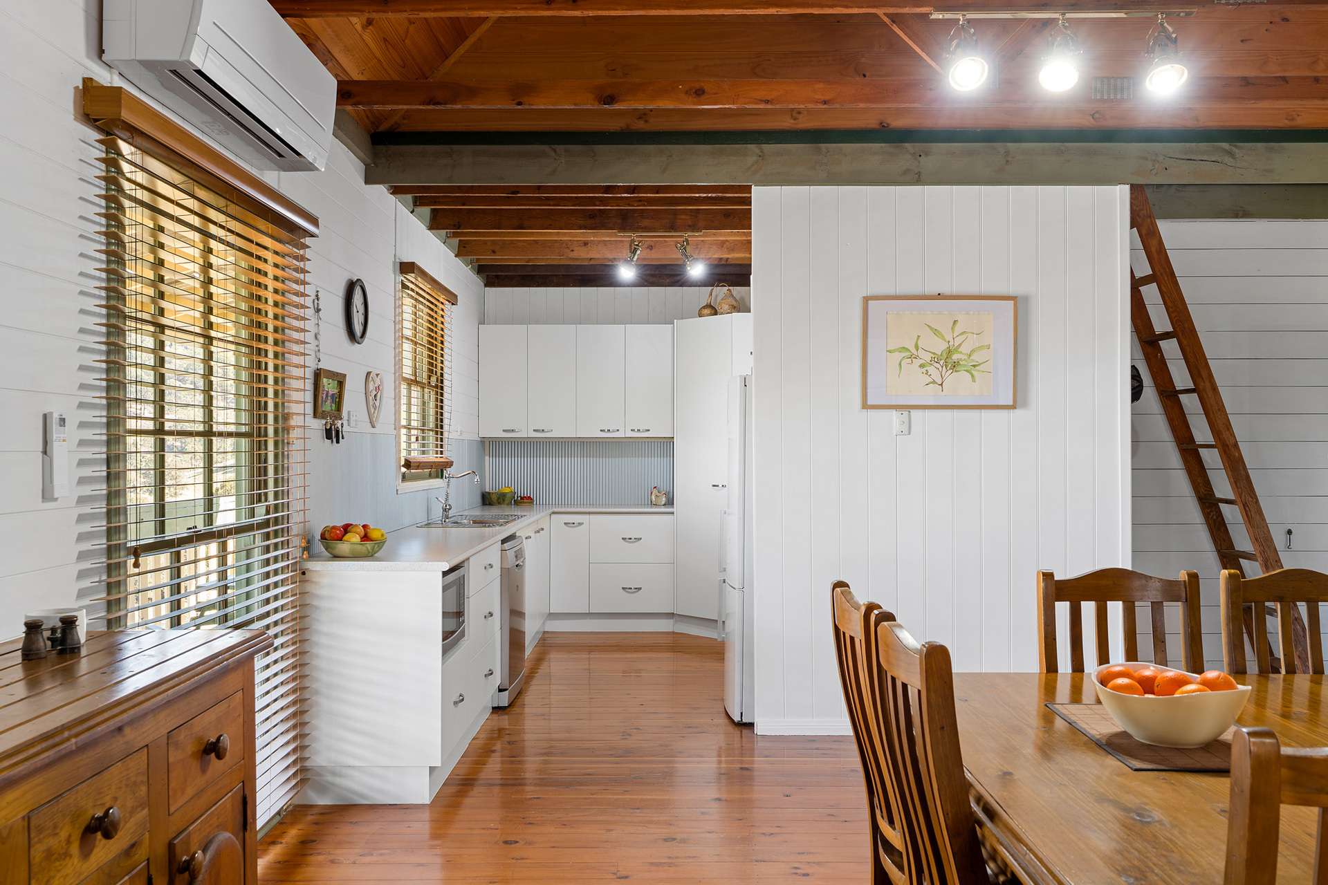 1532 Glendonbrook Road, Glendon Brook For Sale by Farmbuy.com - image 4