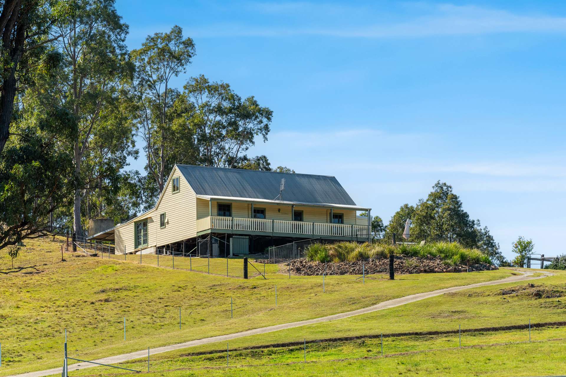 1532 Glendonbrook Road, Glendon Brook For Sale by Farmbuy.com - image 3