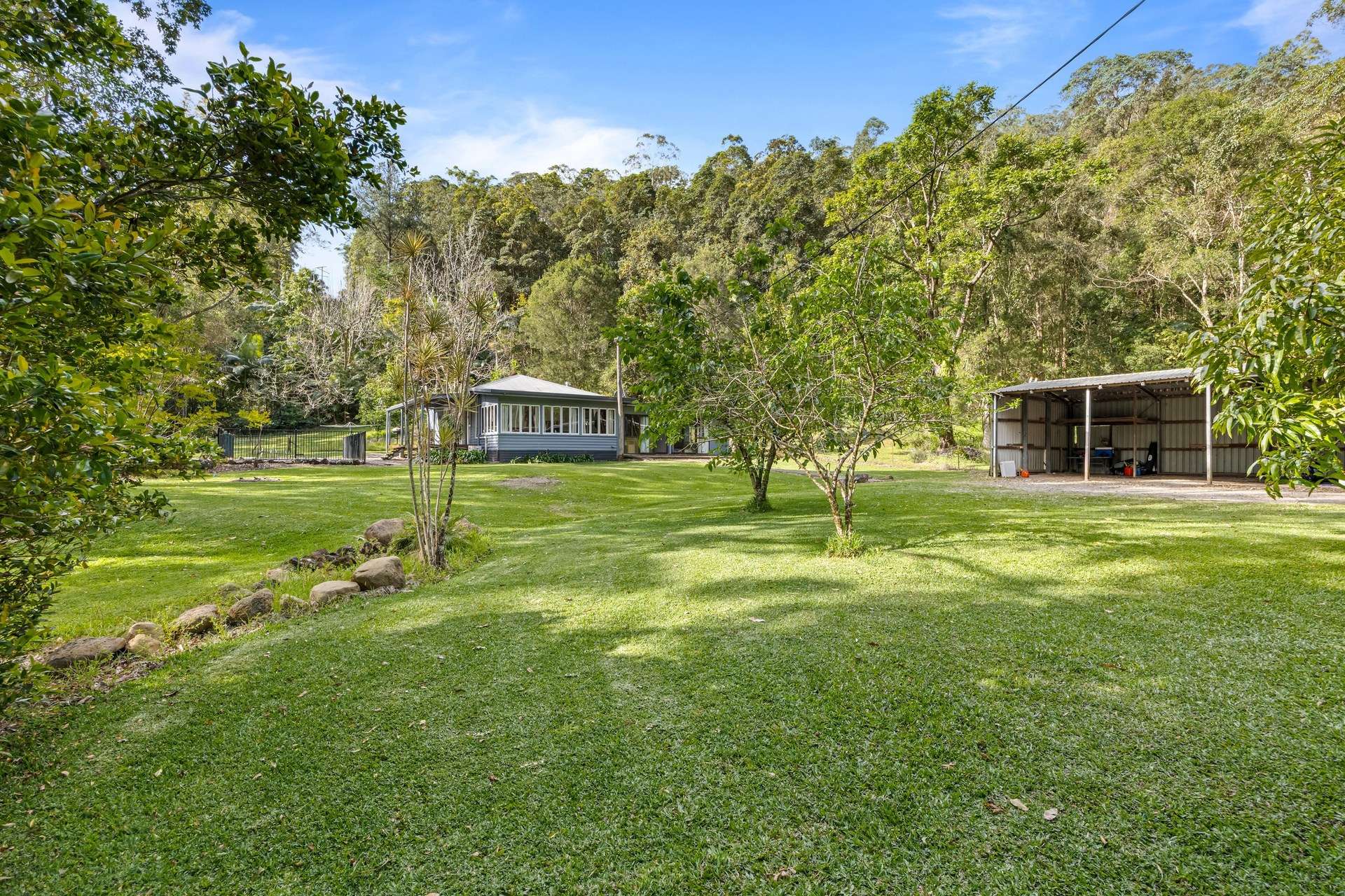 97 Ratcliffe Road, Diamond Valley For Sale by Farmbuy.com - image 4