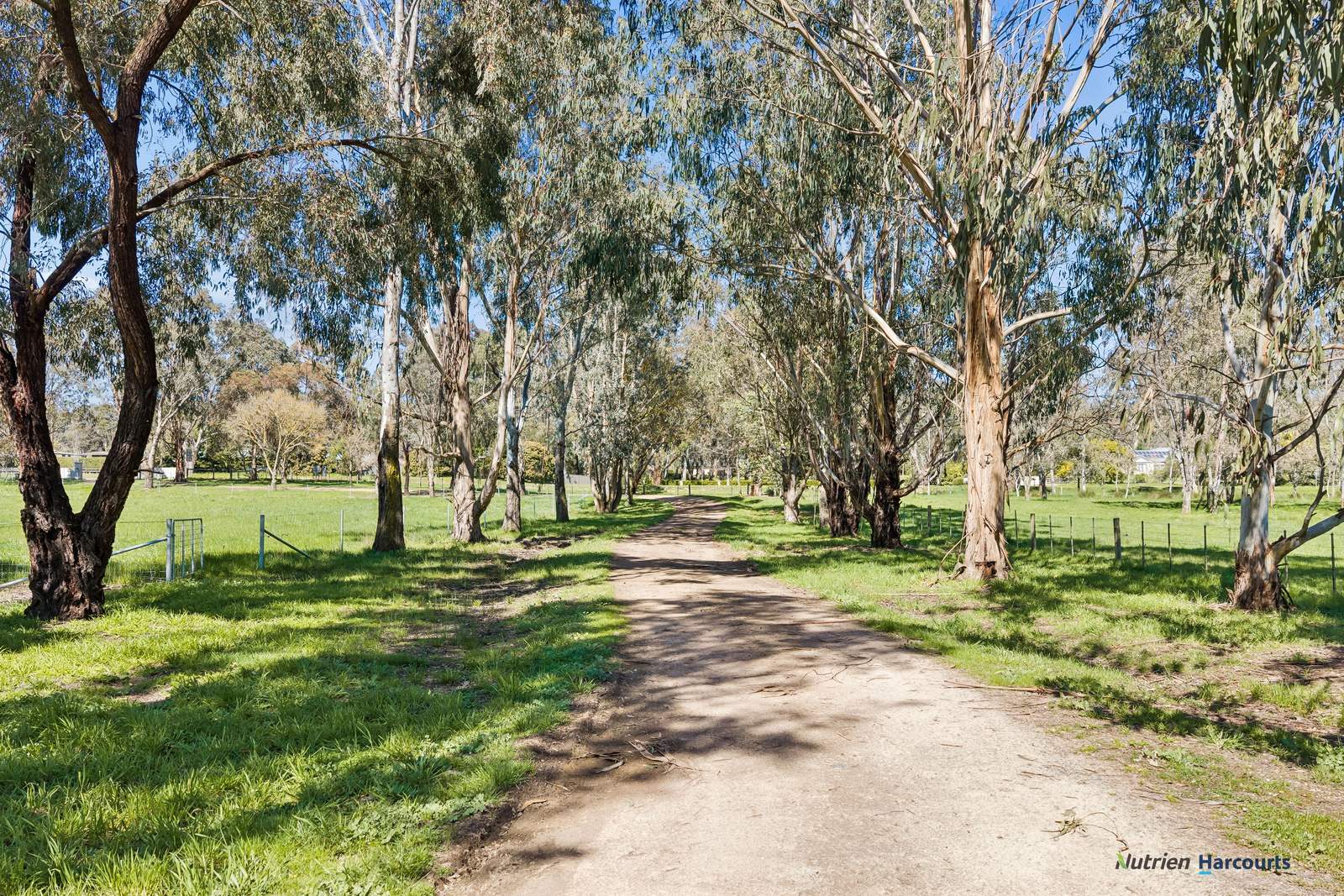 5011 Maroondah Highway, Alexandra For Sale by Farmbuy.com - image 9