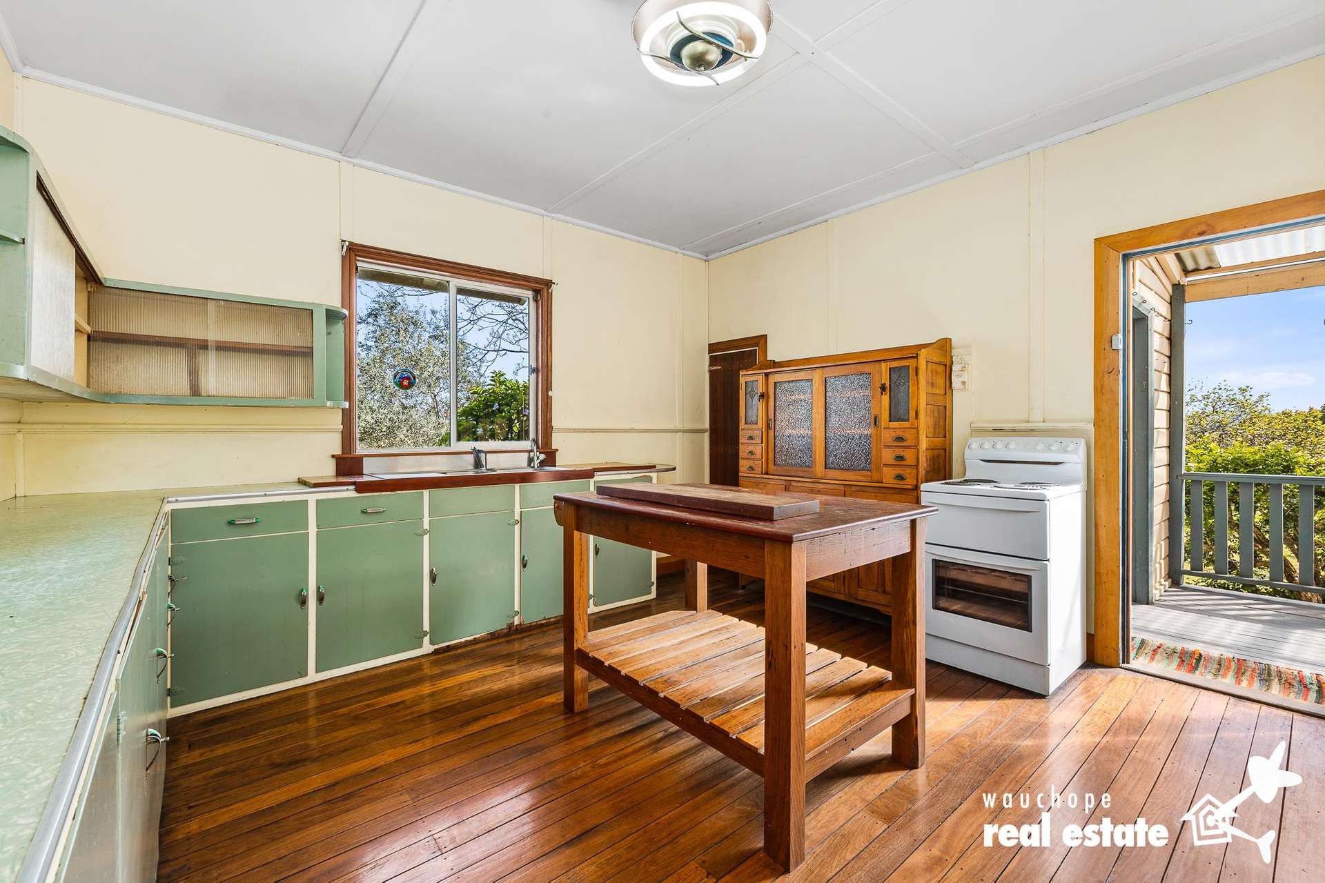 490 Beechwood Road, Beechwood For Sale by Farmbuy.com - image 2