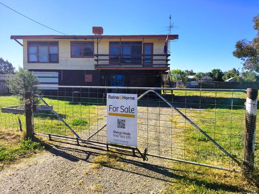 Farm For Sale - NSW - Quandialla - 2721 - A Once-in-a-Lifetime Canvas: Create Your Ultimate Country Masterpiece! Large Parcel of Land | Ultimate Renovator's Delight 