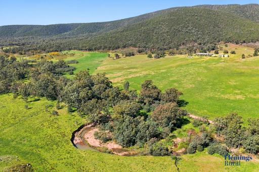 1235 Kangarooby Road, Gooloogong NSW 2805