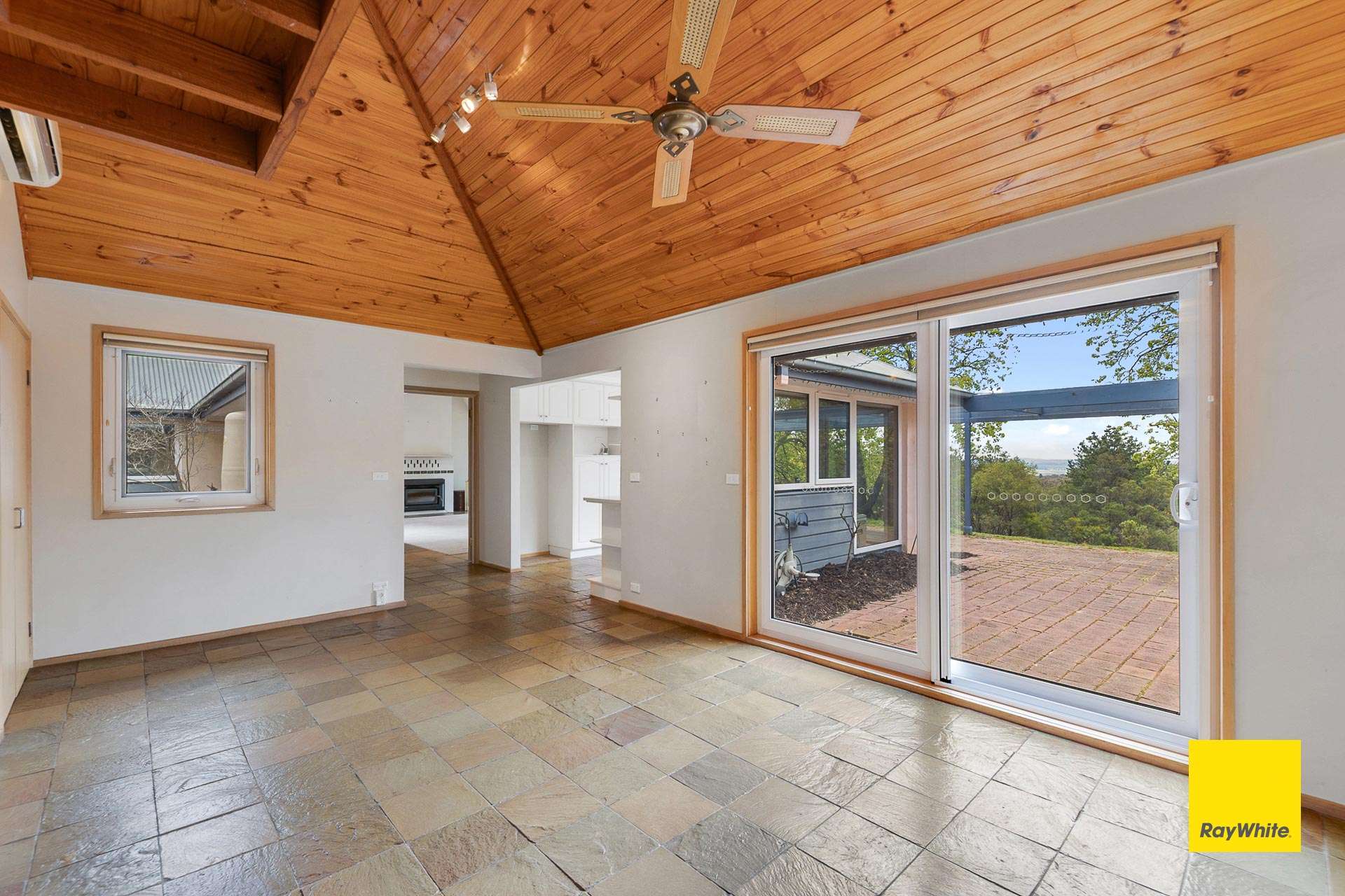 305 Shingle Hill Way, Gundaroo For Sale by Farmbuy.com - image 17