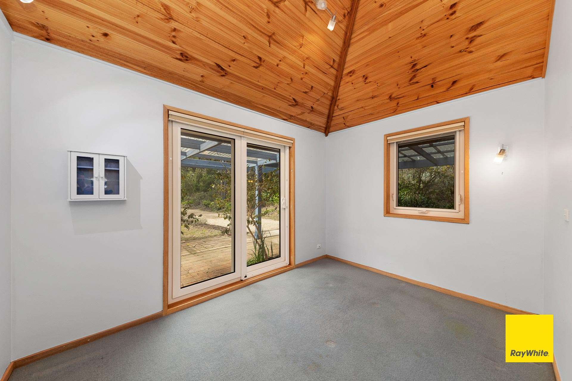 305 Shingle Hill Way, Gundaroo For Sale by Farmbuy.com - image 11