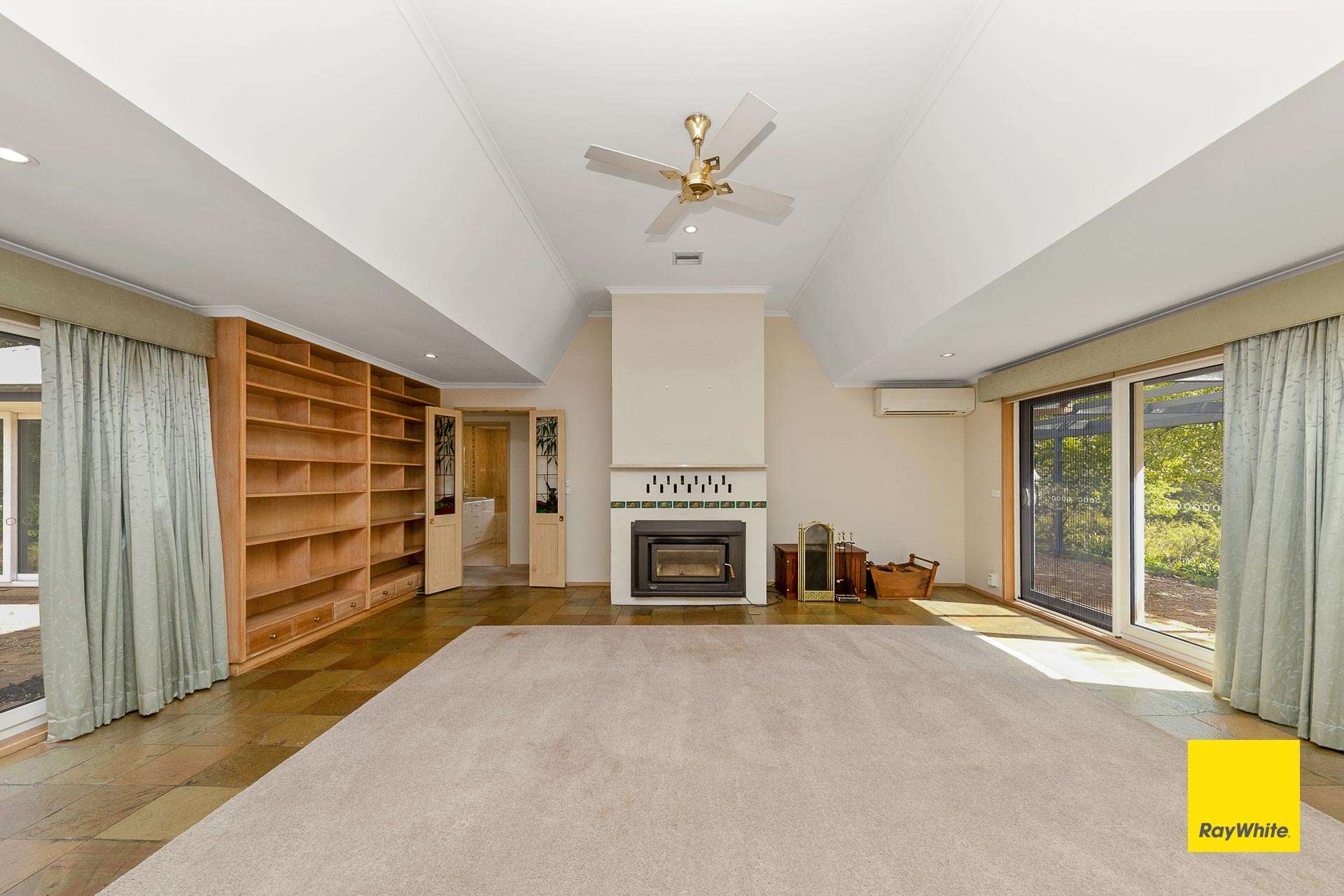 305 Shingle Hill Way, Gundaroo For Sale by Farmbuy.com - image 3
