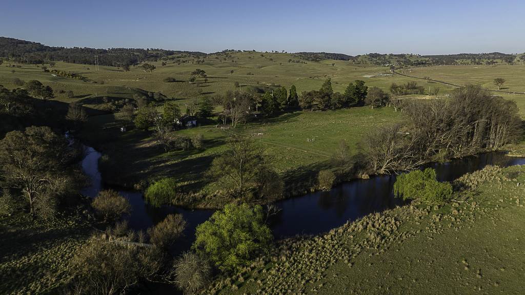 "Hillgrove Stn" 2459 Grafton Road, Armidale NSW 2350