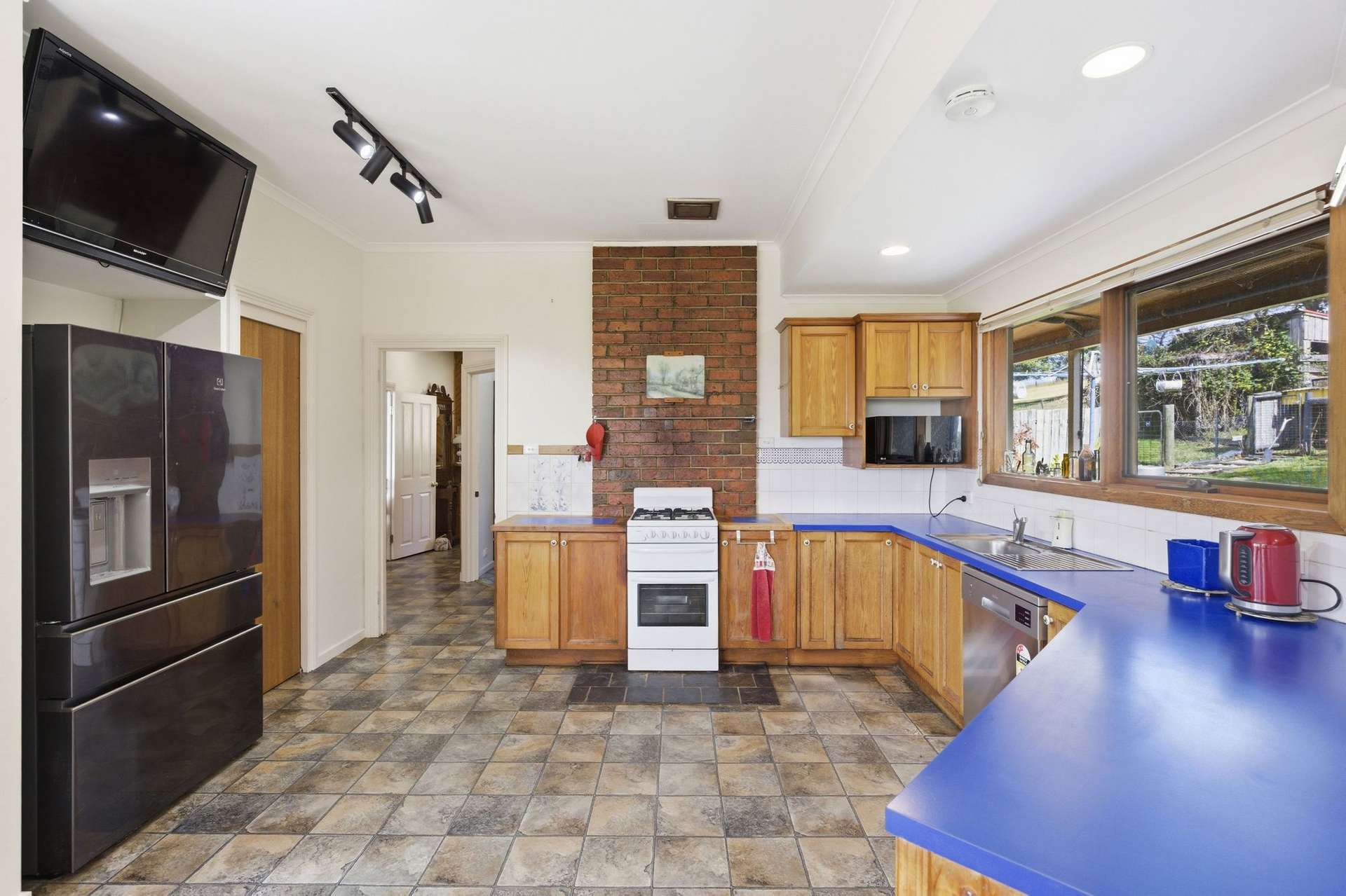 370 Staverton Road, Promised Land For Sale by Farmbuy.com - image 8