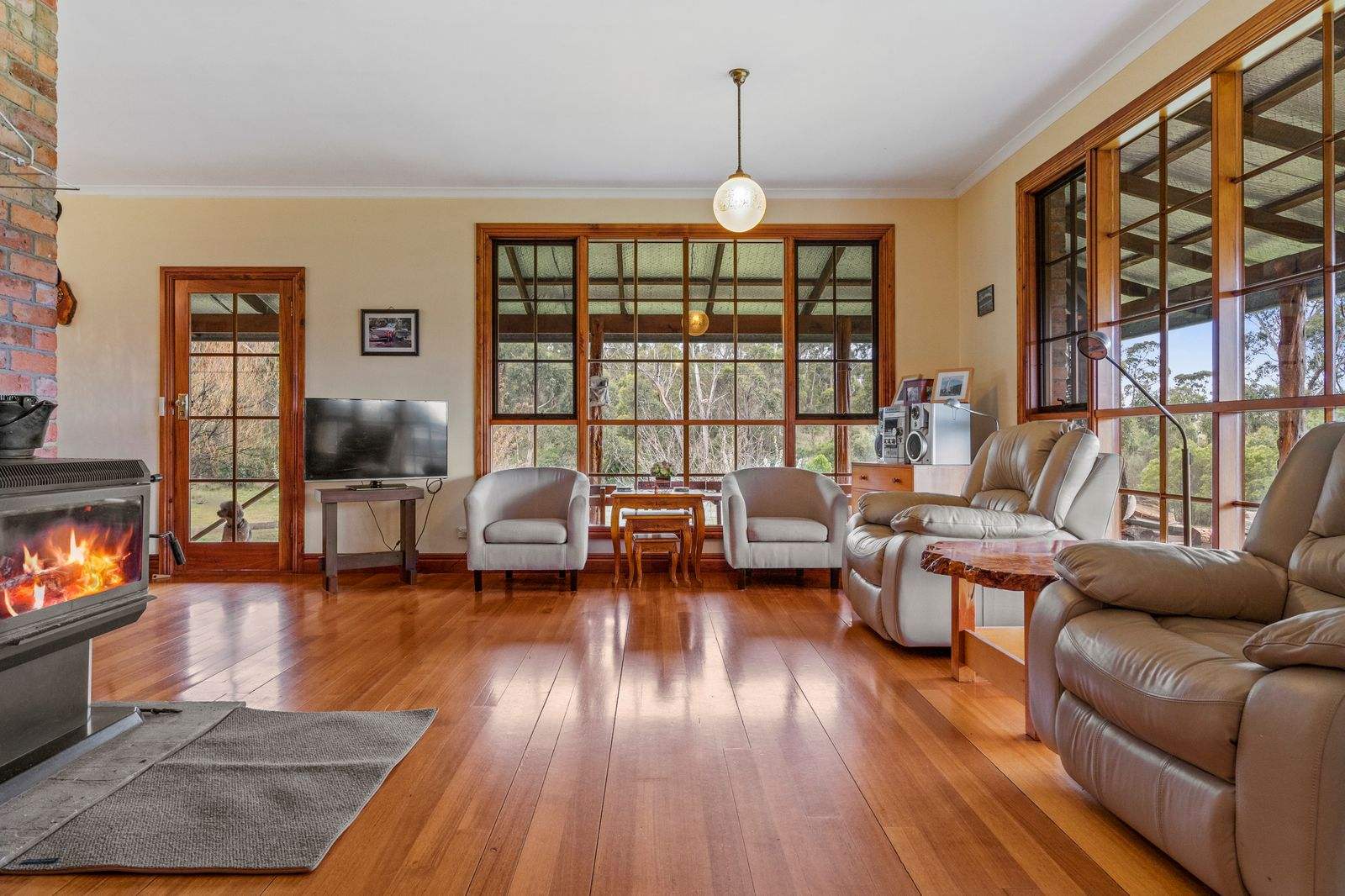 30 Clark Street, Dunalley For Sale by Farmbuy.com - image 9
