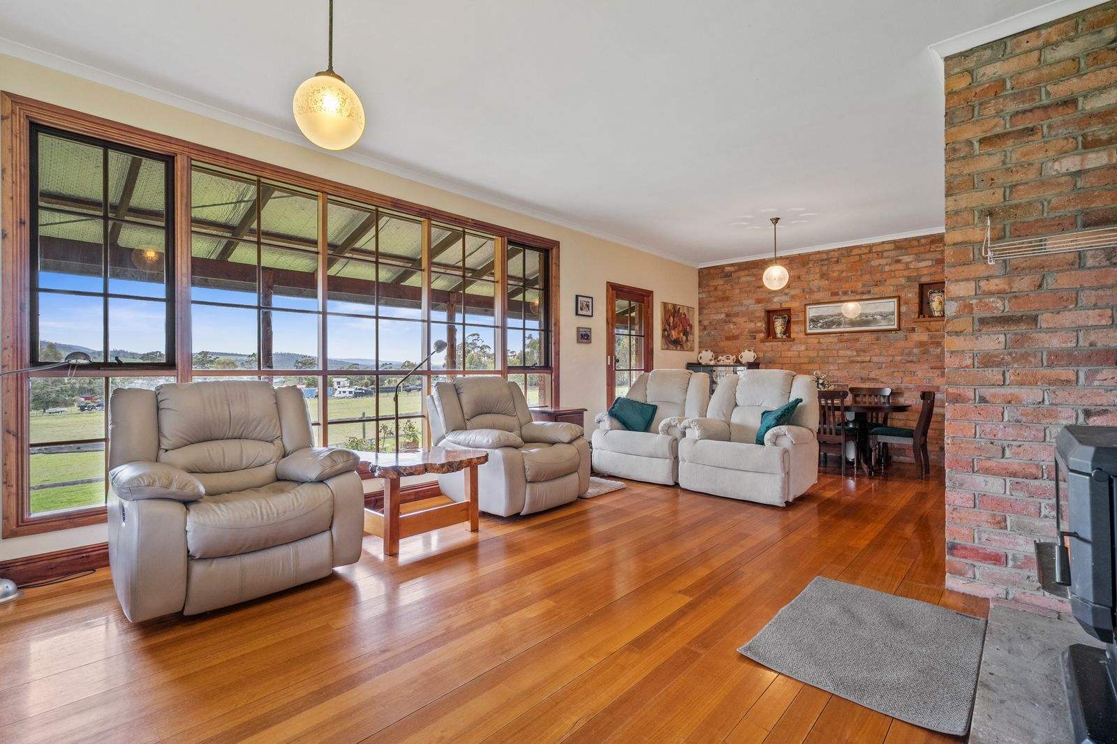 30 Clark Street, Dunalley For Sale by Farmbuy.com - image 11