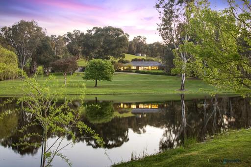 451 Crystal Creek Road, Whanregarwen VIC 3714