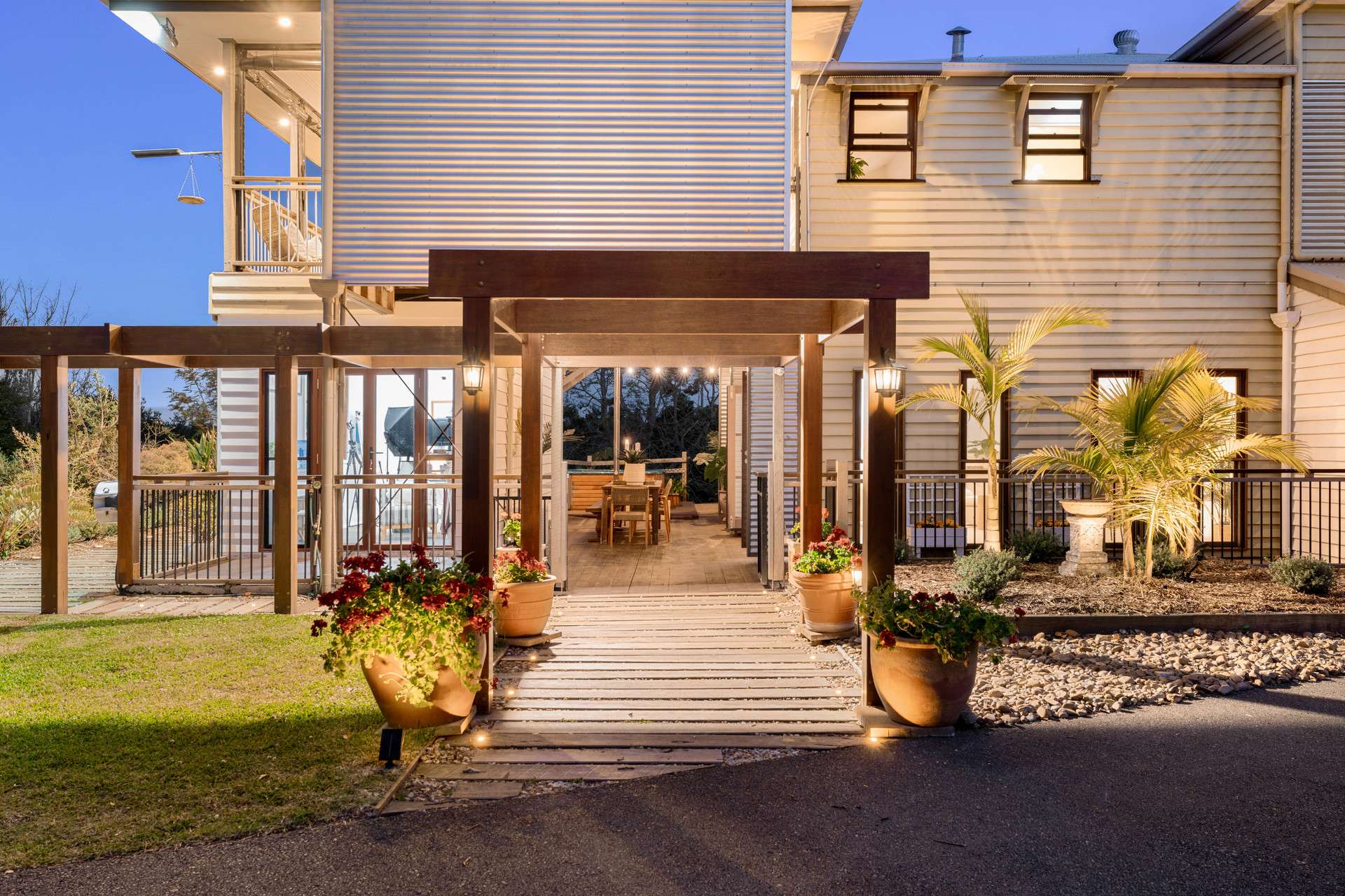 4 Farm Grove, Beechmont For Sale by Farmbuy.com - image 2