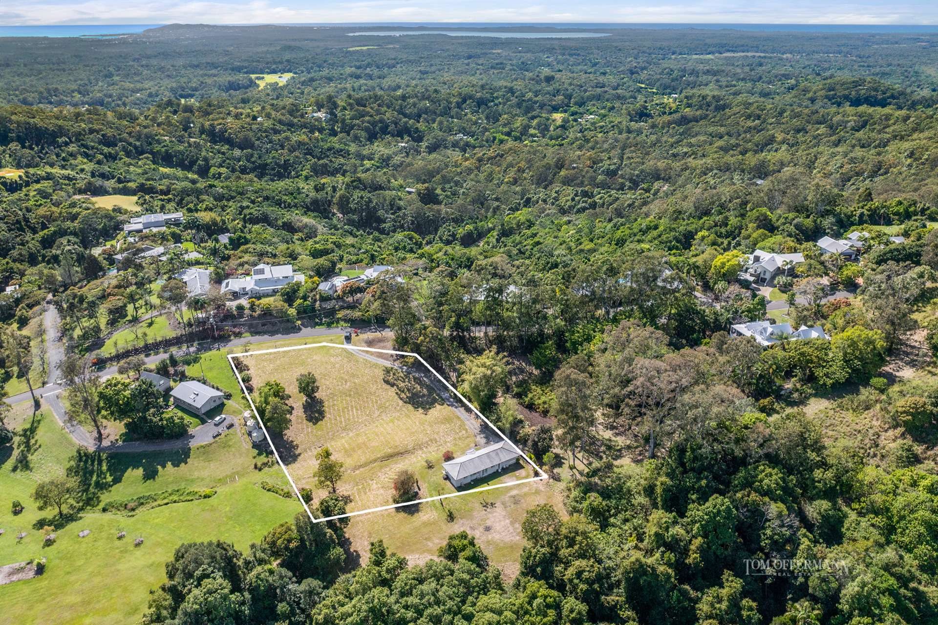 86 Panorama Drive, Doonan Auction by Farmbuy.com - image 7
