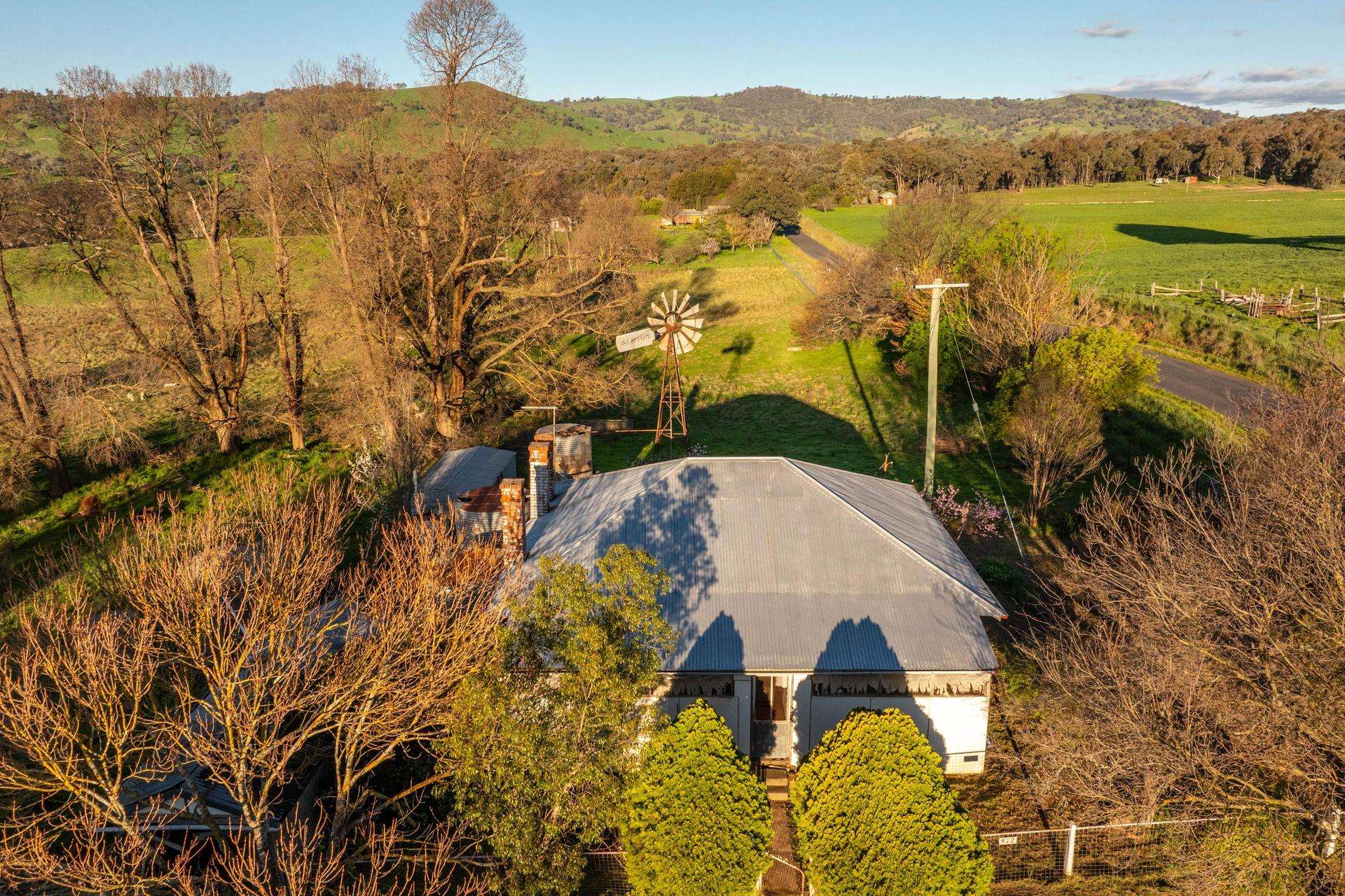 922 Westbrook Road, Oberne Creek Auction by Farmbuy.com - image 9