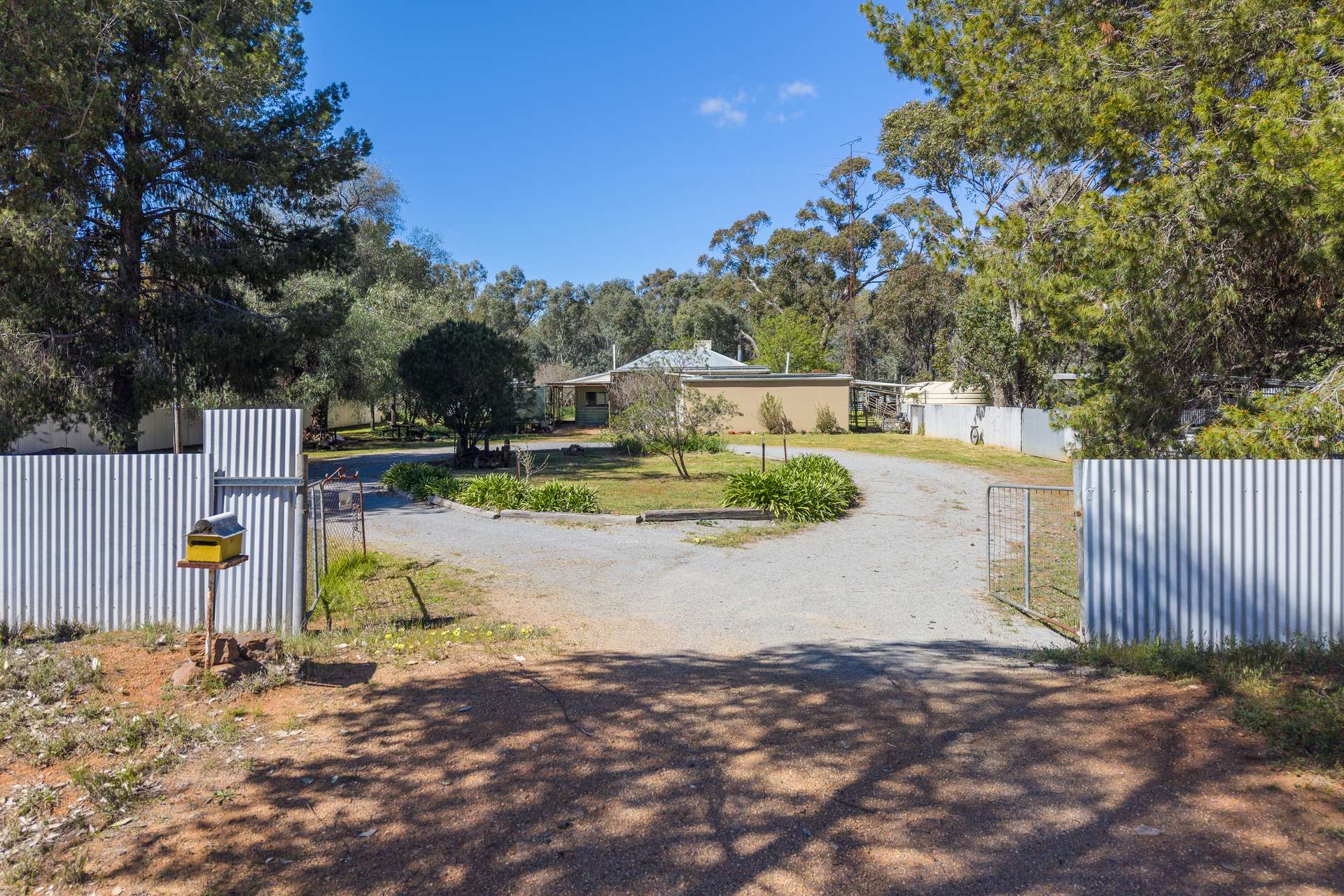 55 Mumbledoon Road, Ardlethan For Sale by Farmbuy.com - image 5
