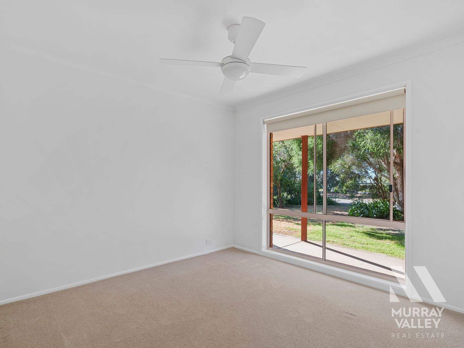 26 James Lillis Drive, Yarrawonga For Sale by Farmbuy.com - image 16