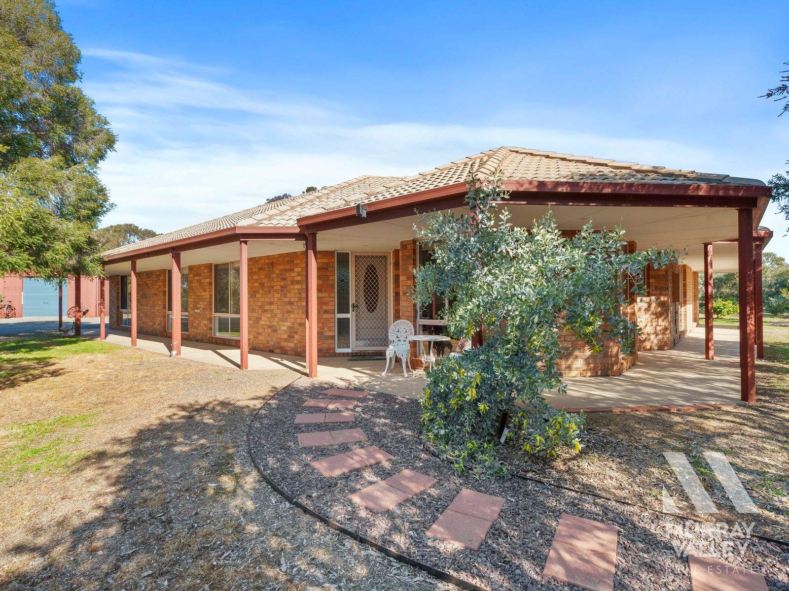 26 James Lillis Drive, Yarrawonga For Sale by Farmbuy.com - image 8