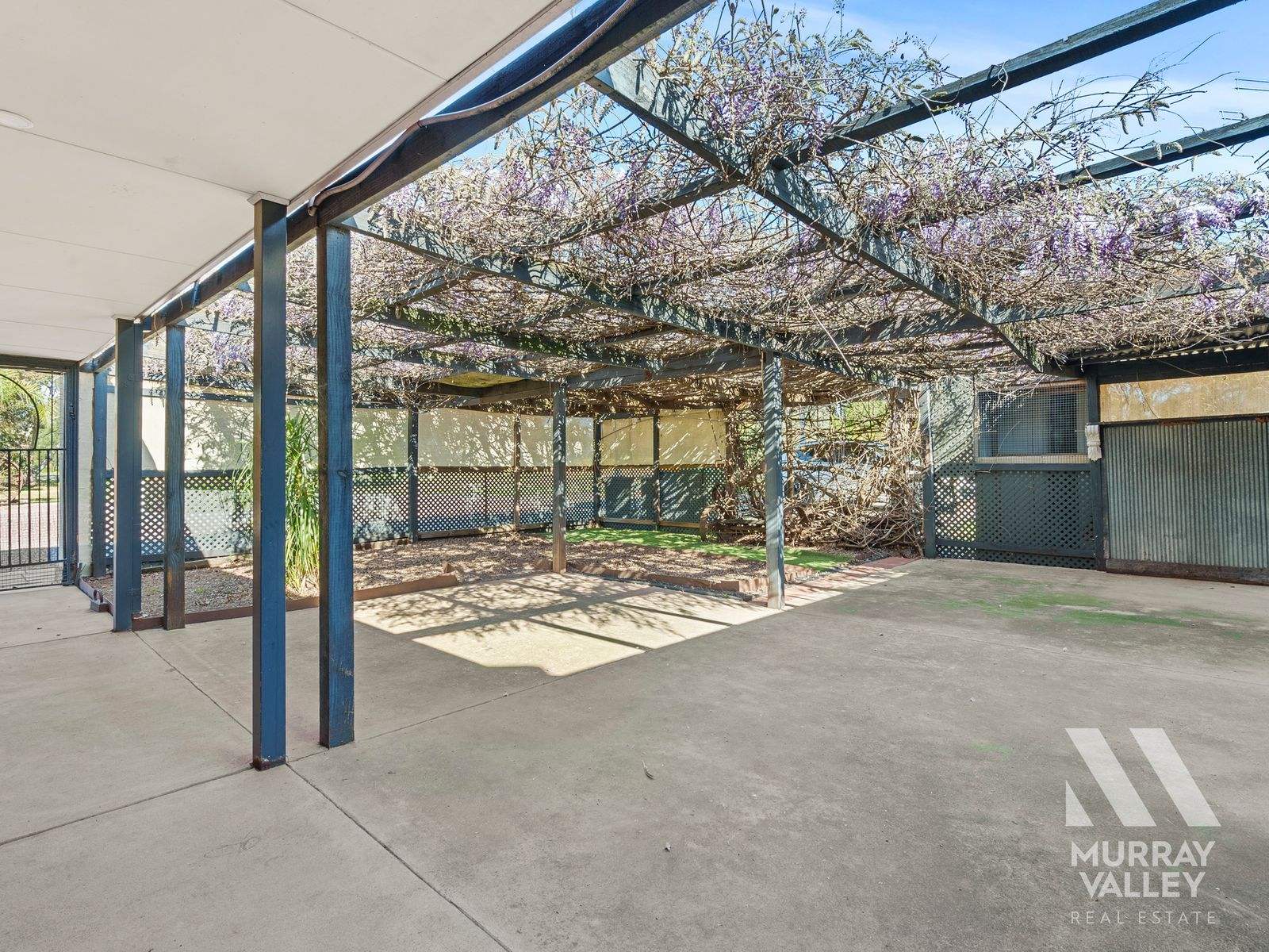 26 James Lillis Drive, Yarrawonga For Sale by Farmbuy.com - image 4