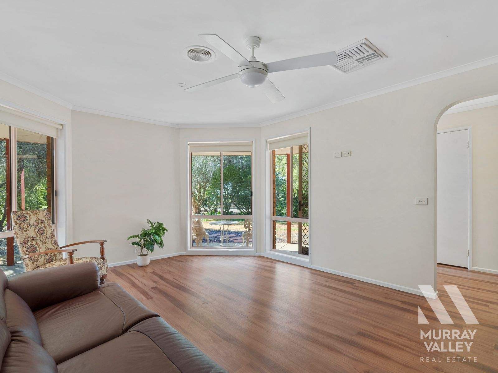 26 James Lillis Drive, Yarrawonga For Sale by Farmbuy.com - image 10
