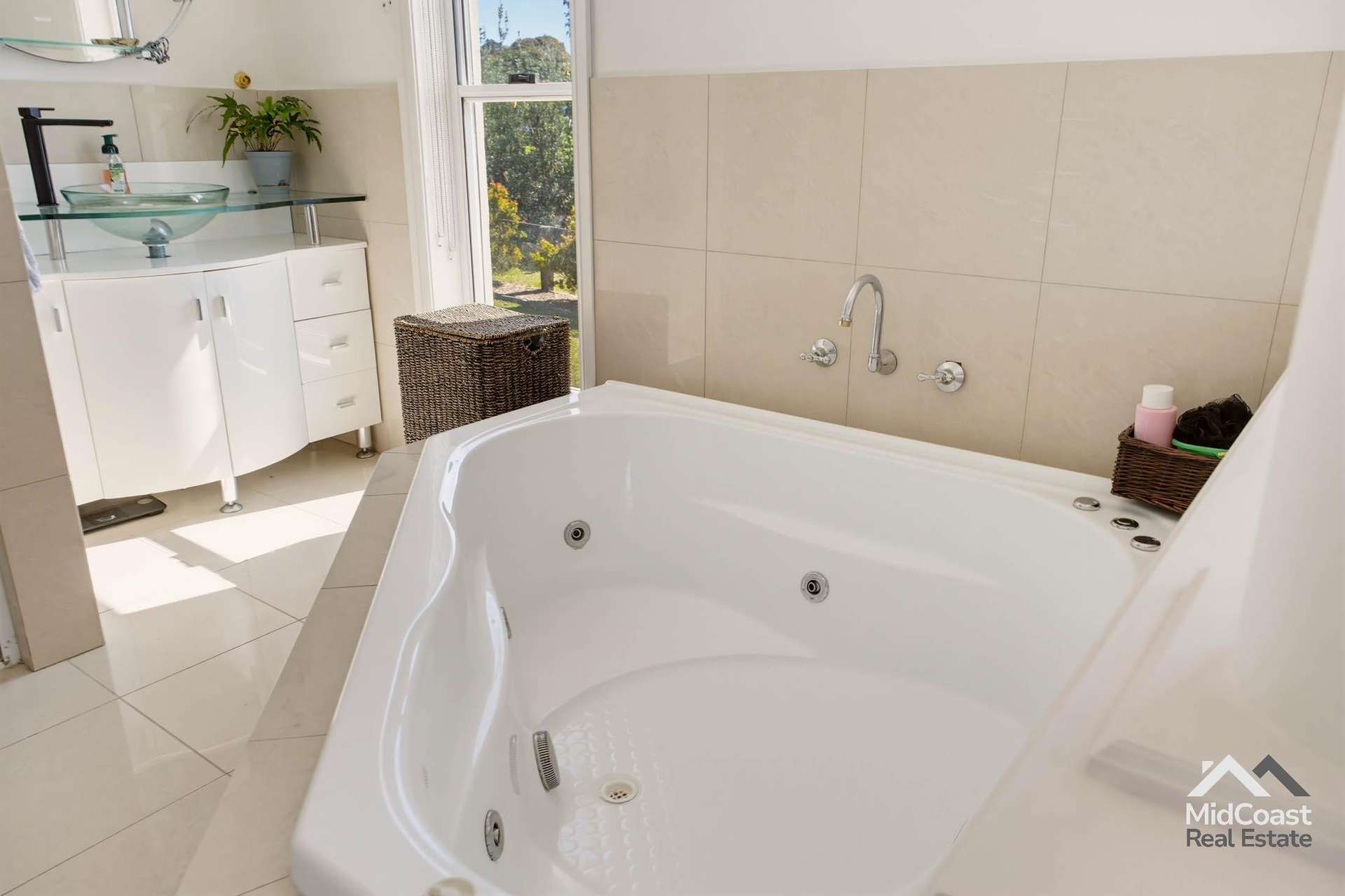 316 Diamond Beach Road, Diamond Beach For Sale by Farmbuy.com - image 7