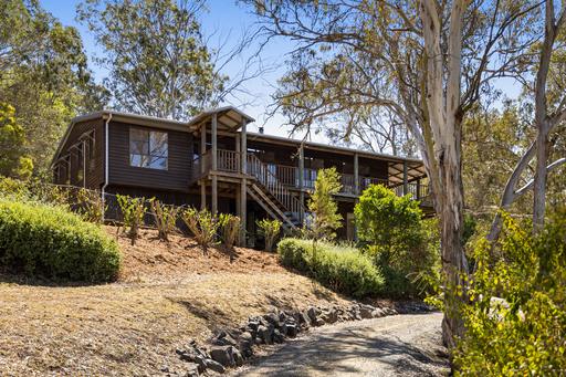 1 Graham Court, Hodgson Vale QLD 4352