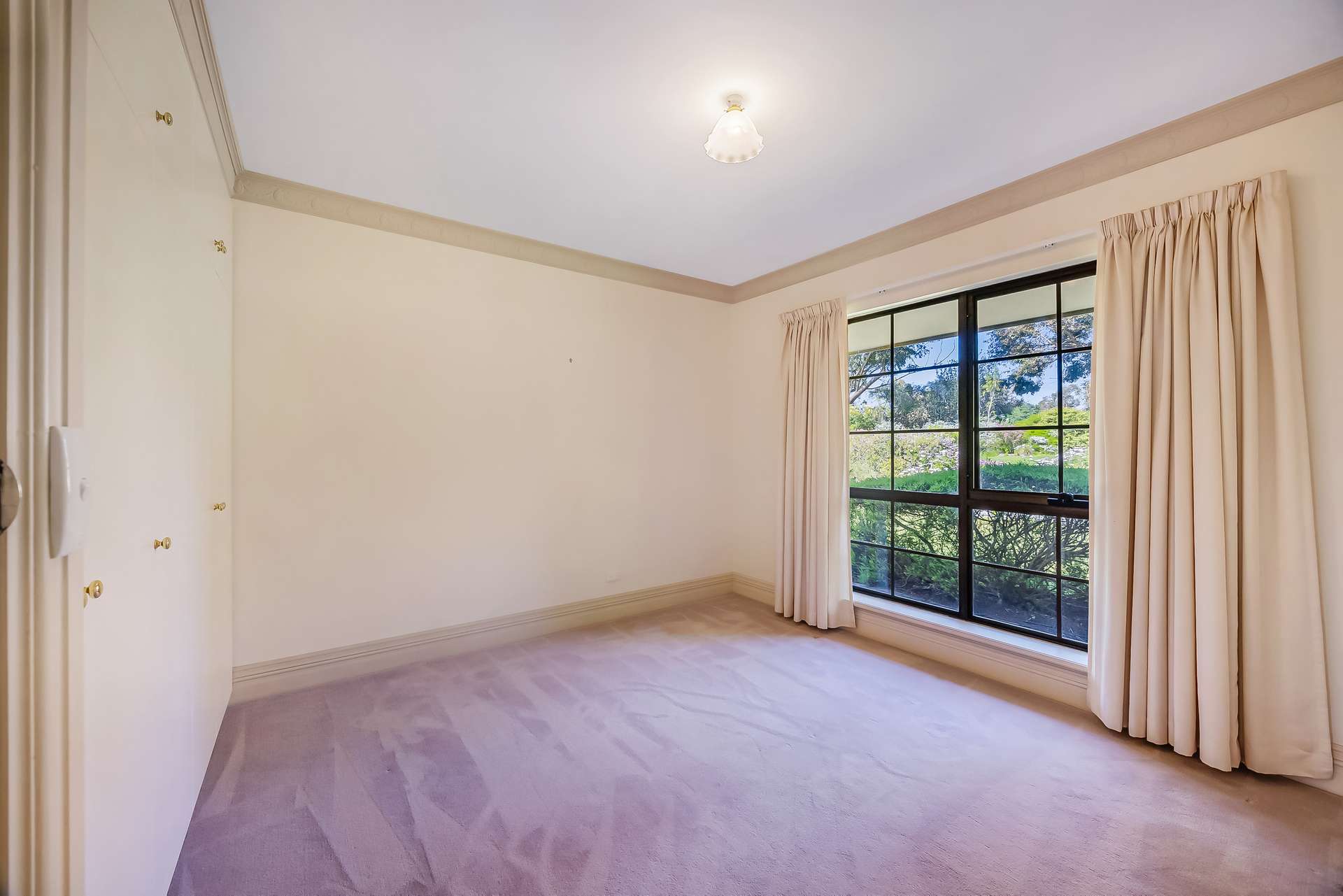 34 Martins Road, Naracoorte For Sale by Farmbuy.com - image 12