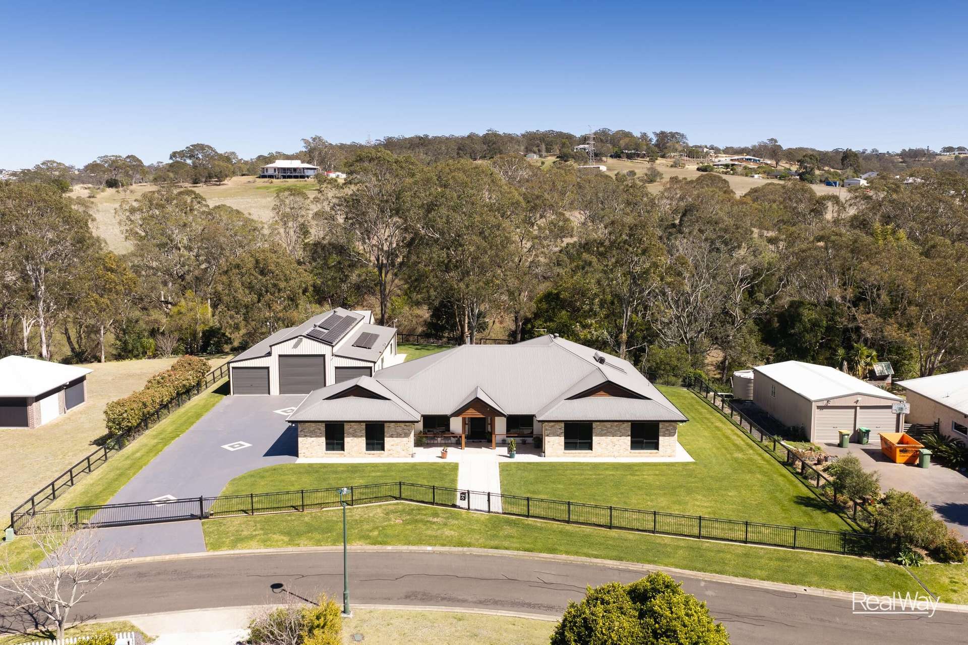 7 Lancaster Court, Top Camp For Sale by Farmbuy.com - image 1