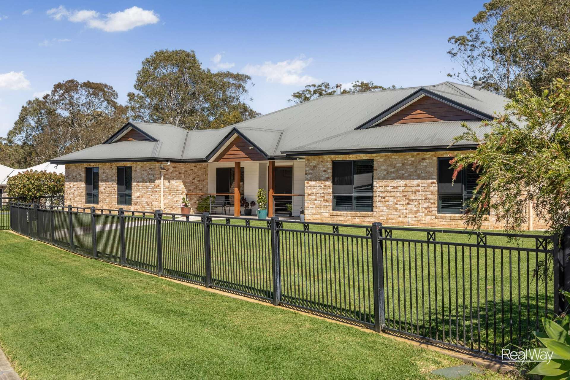 7 Lancaster Court, Top Camp For Sale by Farmbuy.com - image 2