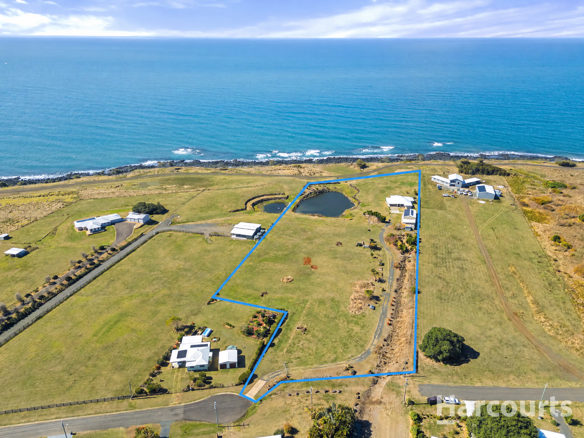 116 Shelley Street, Burnett Heads For Sale by Farmbuy.com - image 25