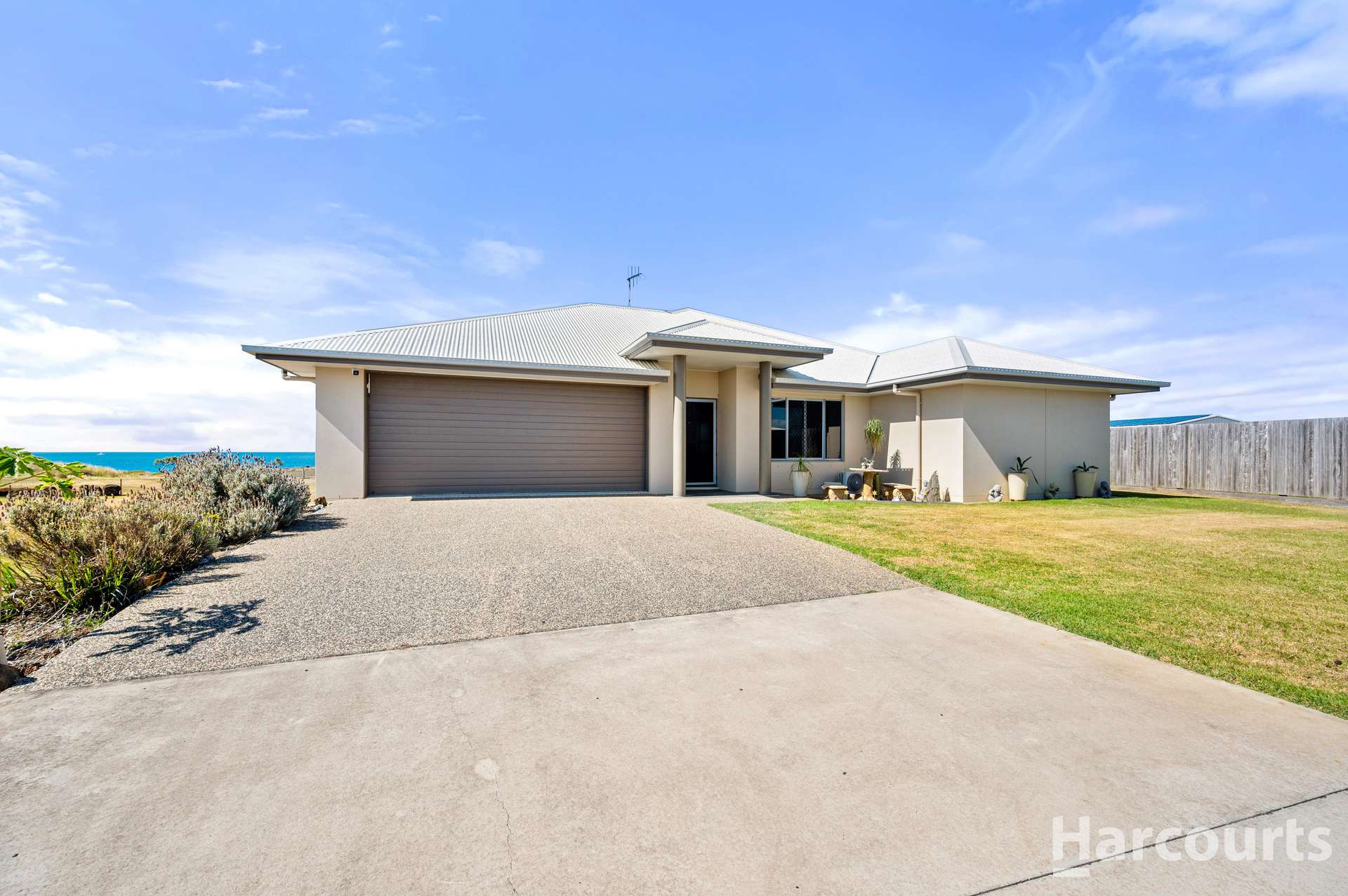 116 Shelley Street, Burnett Heads For Sale by Farmbuy.com - image 24