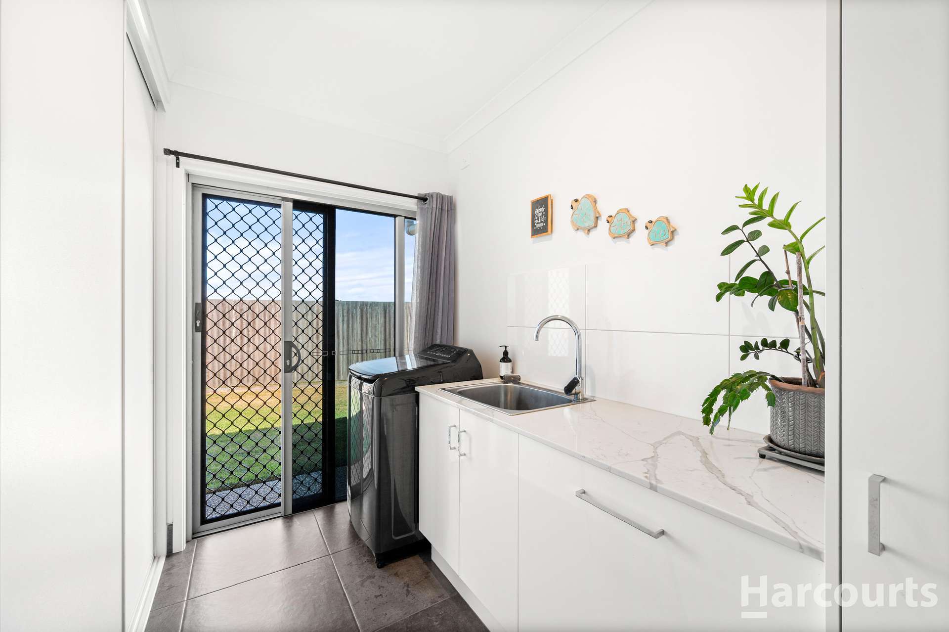 116 Shelley Street, Burnett Heads For Sale by Farmbuy.com - image 18