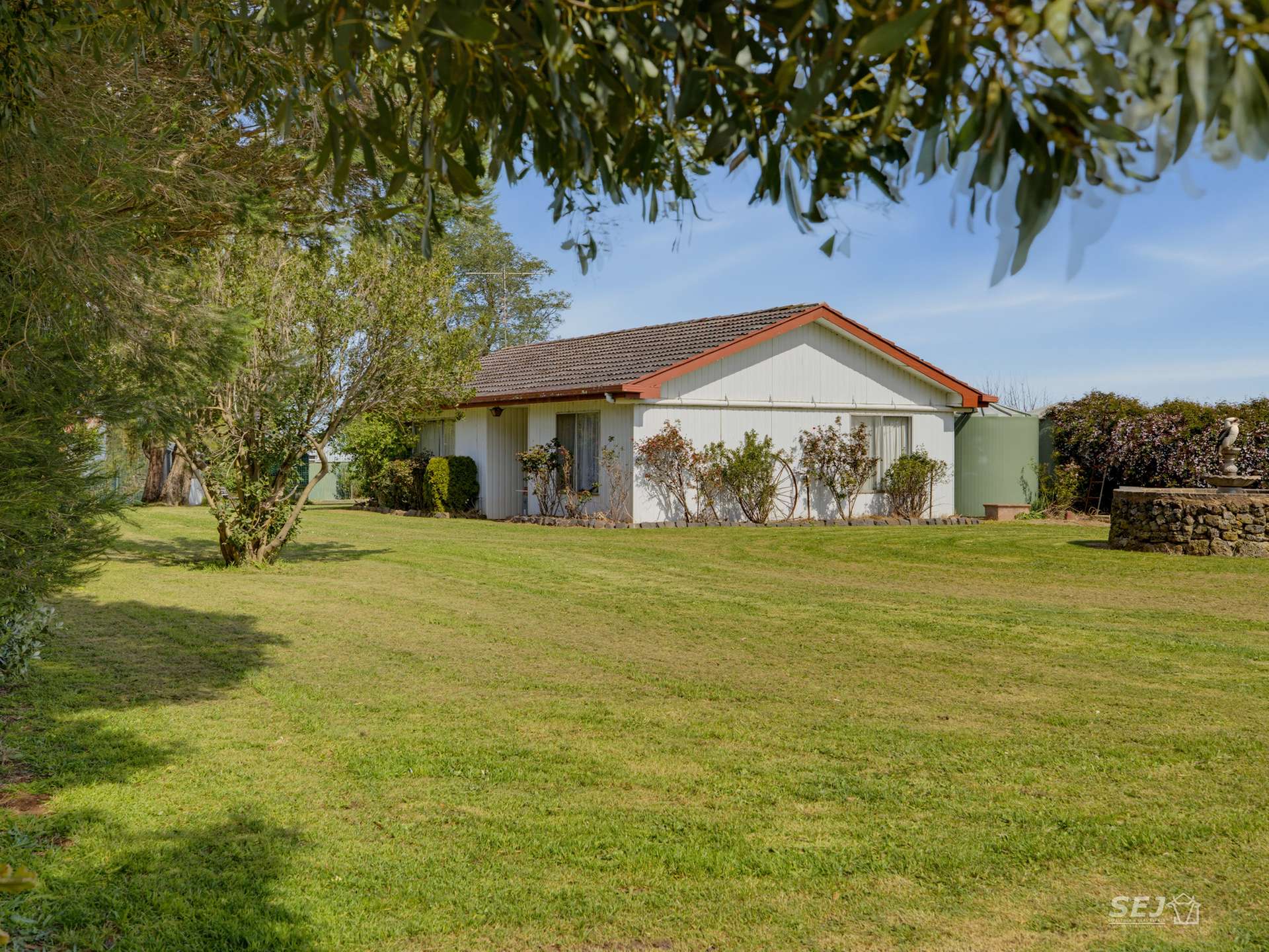 555 Mirboo - Yarragon Road, Allambee Reserve For Sale by Farmbuy.com - image 1