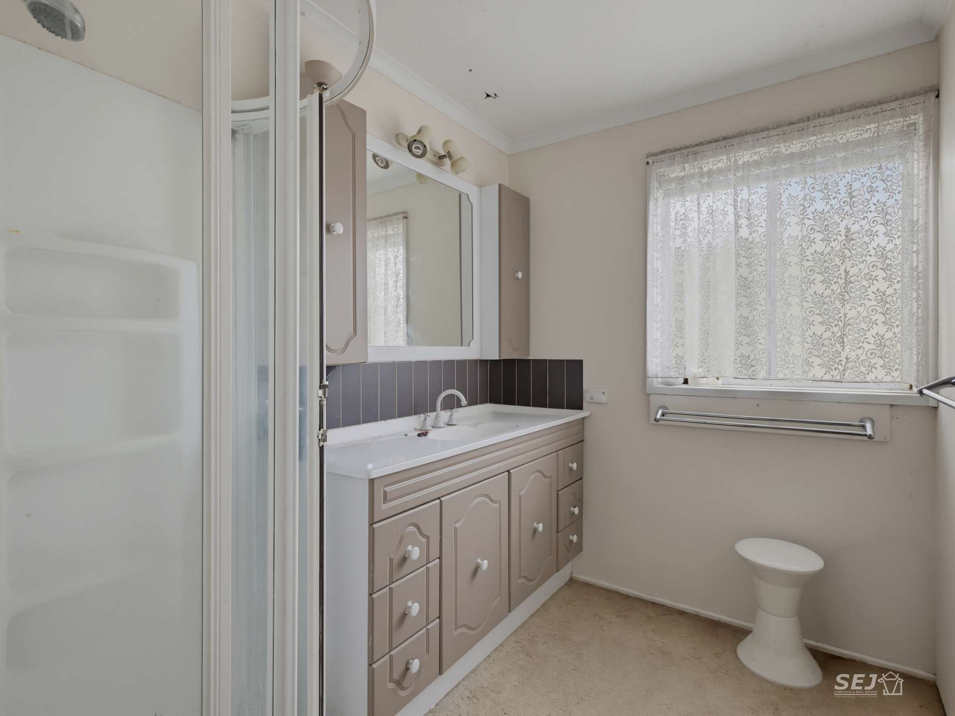 555 Mirboo - Yarragon Road, Allambee Reserve For Sale by Farmbuy.com - image 17