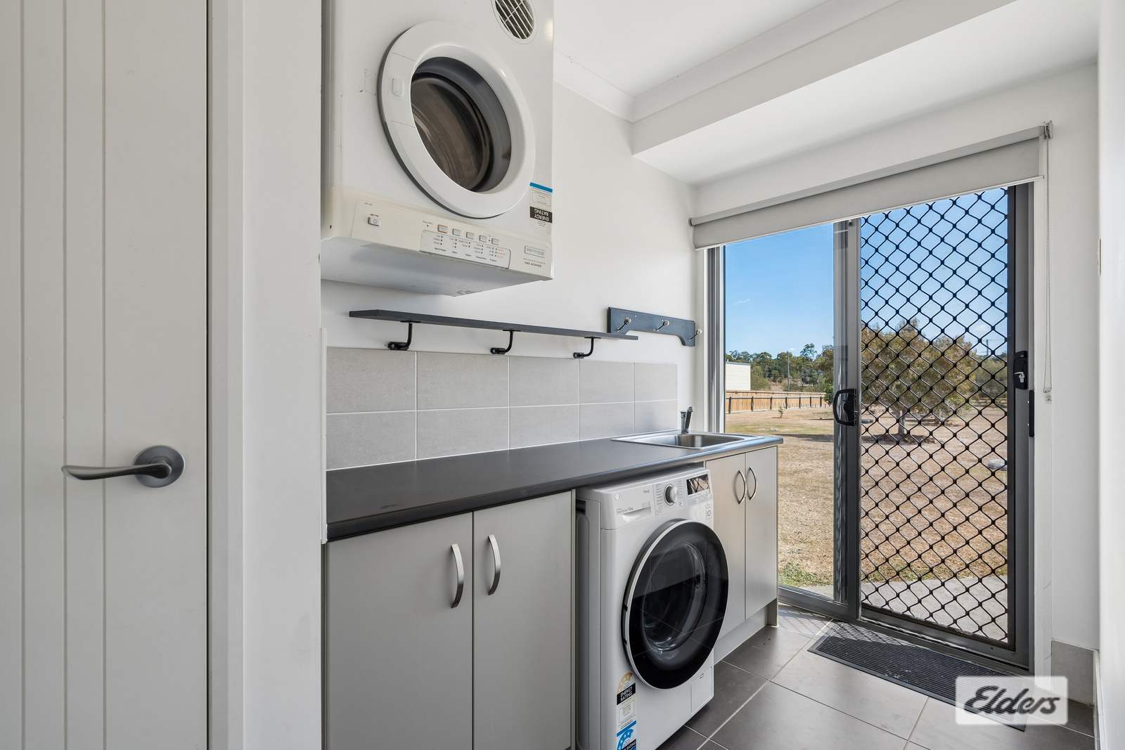6 Fernrow Drive, Plainland For Sale by Farmbuy.com - image 17